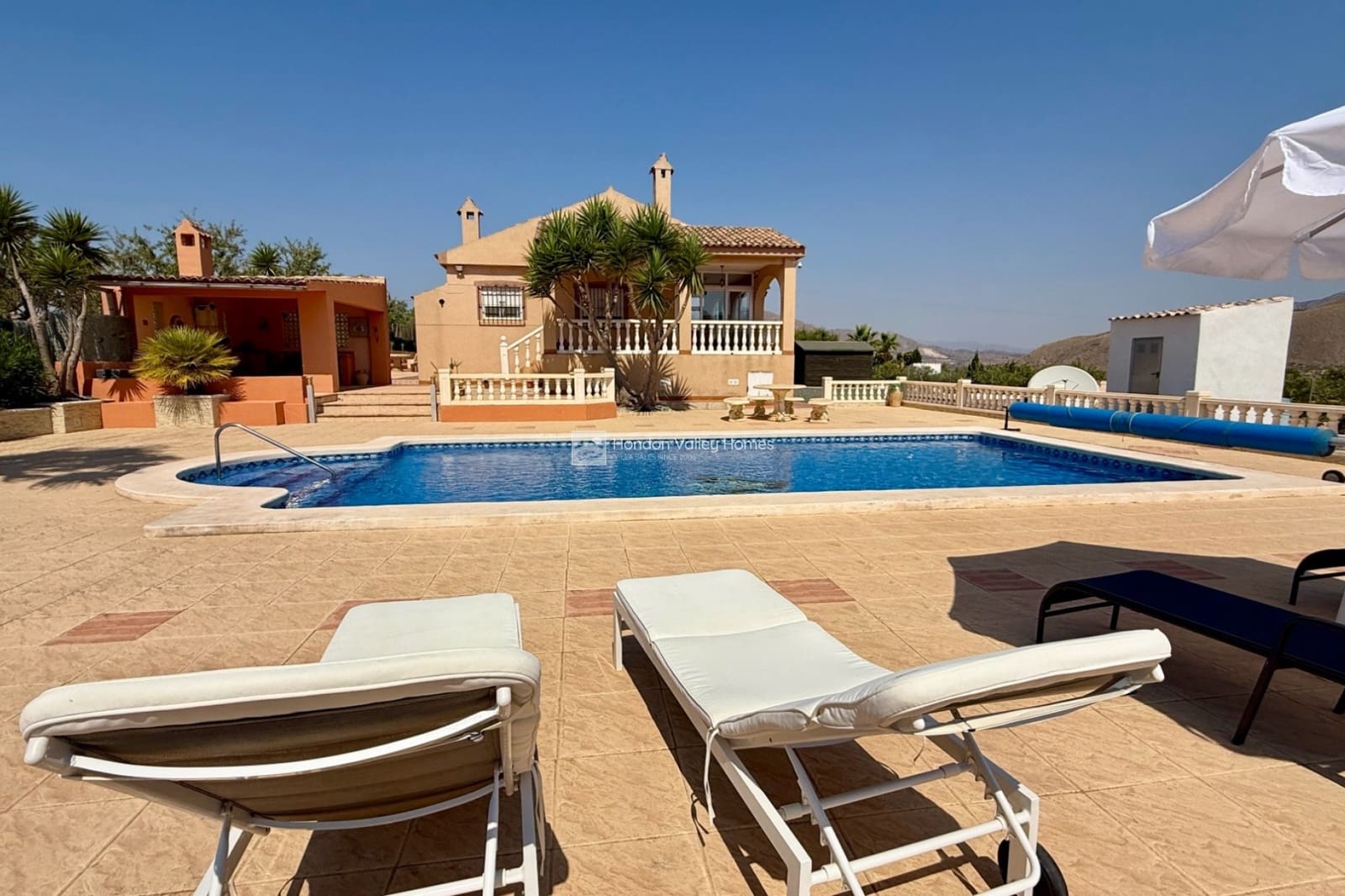 5 soveværelse Villa til salg i Hondon de los Frailes med swimmingpool garage - € 440.000 (Ref: 9356516)