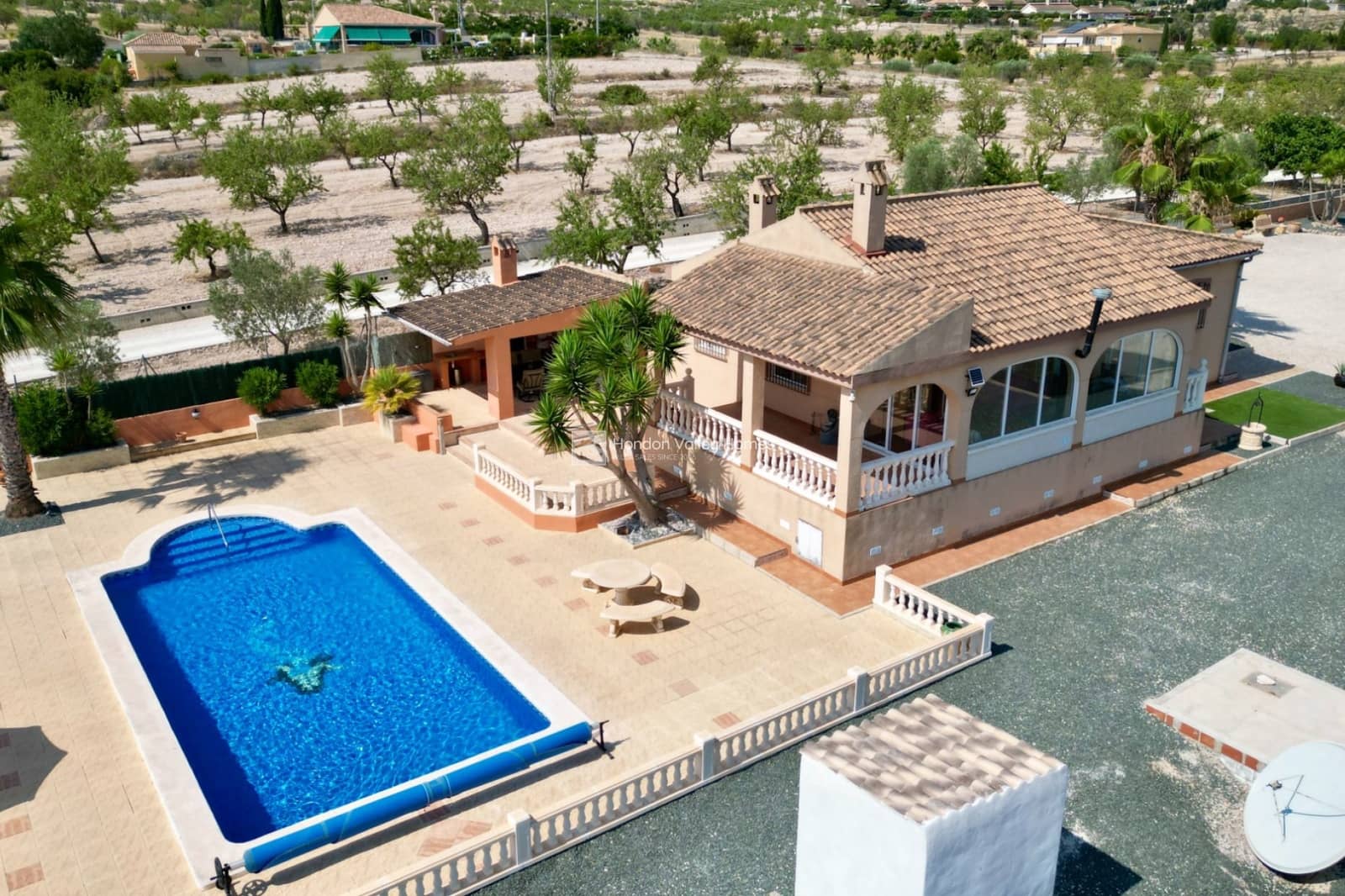 5 soveværelse Villa til salg i Hondon de los Frailes med swimmingpool garage - € 440.000 (Ref: 9356516)