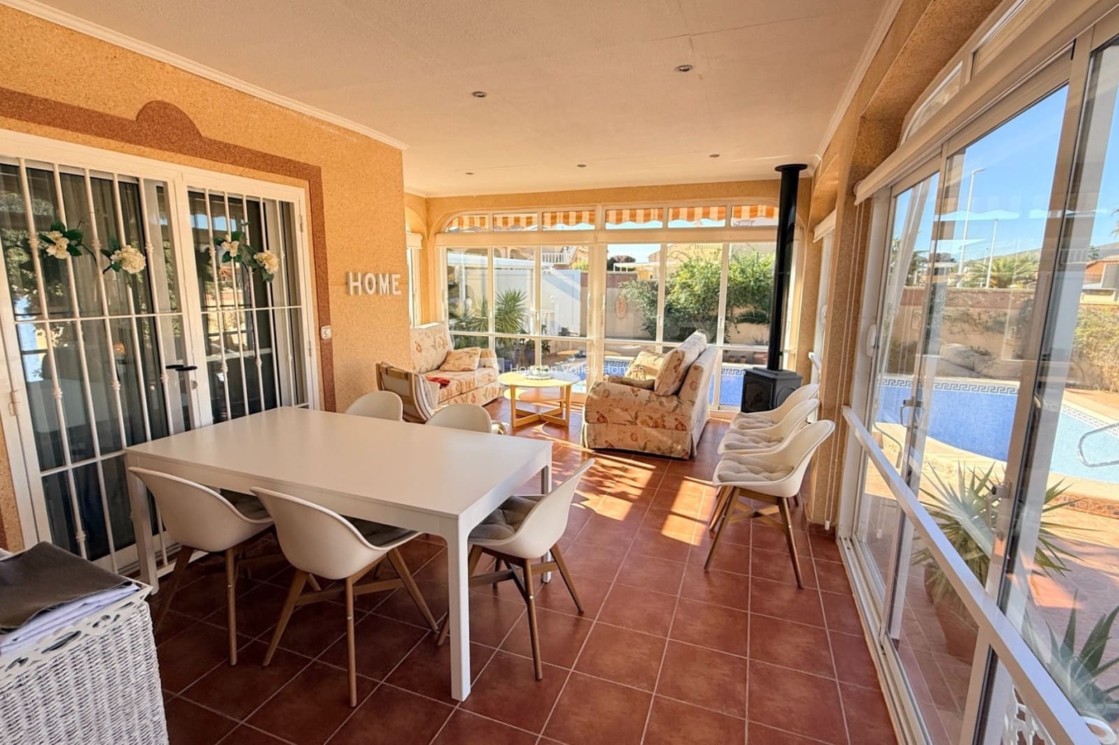 Chalet de 3 habitaciones en Hondón de las Nieves en venta con piscina - 299.950 € (Ref: 9401780)