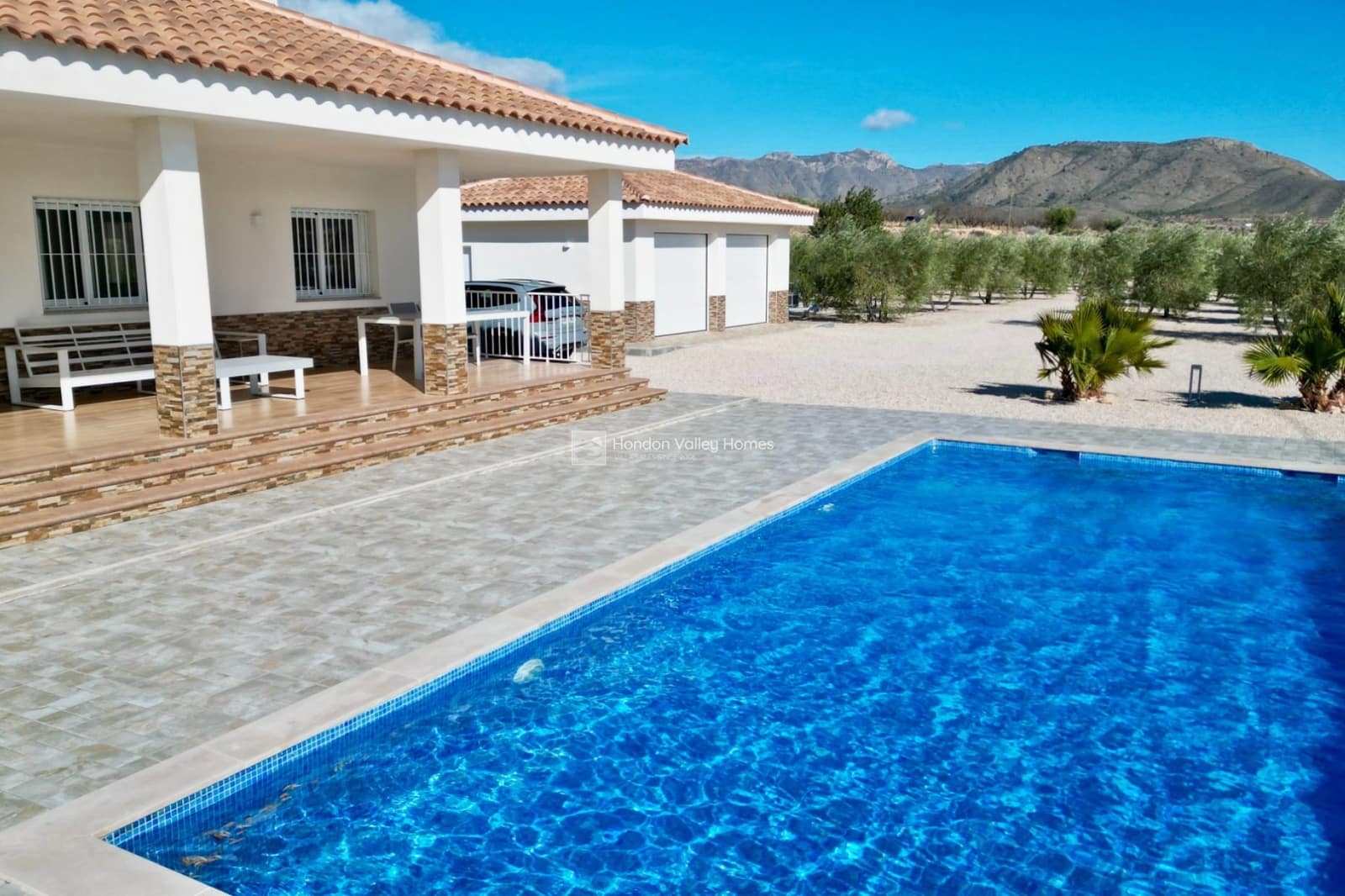 Chalet de 3 habitaciones en Macisvenda en venta con piscina garaje - 374.950 € (Ref: 9537024)