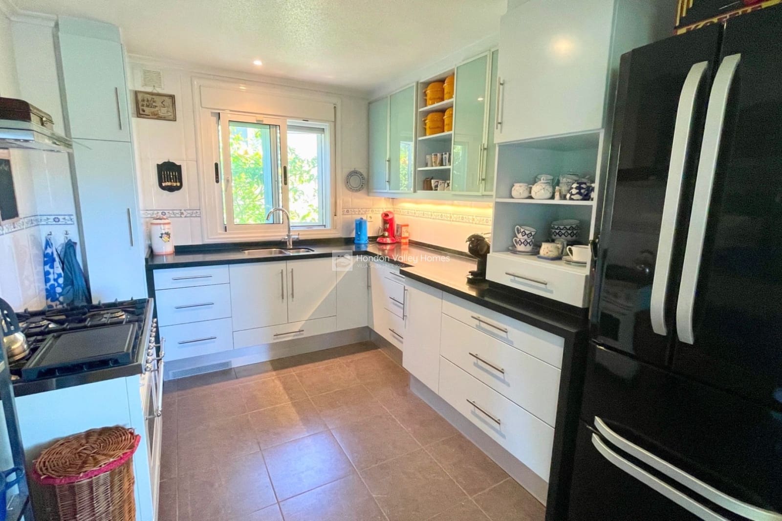 4 slaapkamer Villa te koop in Hondon de las Nieves met zwembad - € 359.950 (Ref: 9626351)