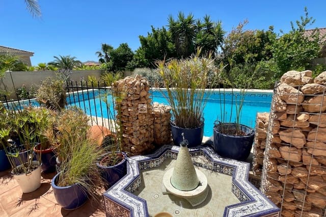 4 slaapkamer Villa te koop in Hondón de las Nieves met zwembad - € 359.950 (Ref: 9626351)