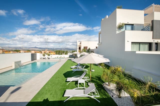 3 sypialnia Dom blizniak na sprzedaż w Cox z basenem - 223 000 € (Ref: 9631452)