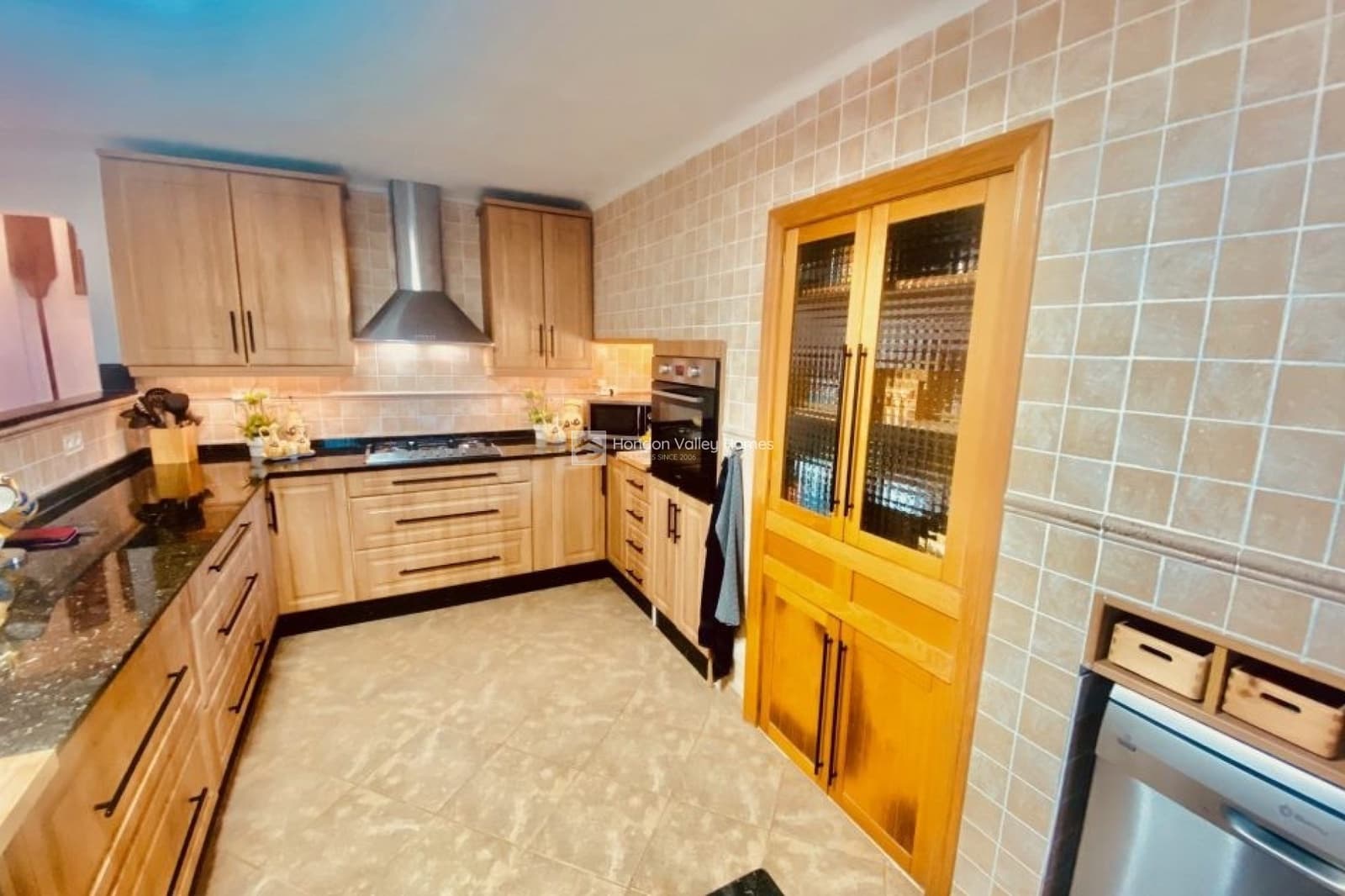 5 chambre Finca/Maison de Campagne à vendre à La Romana avec piscine garage - 575 000 € (Ref: 9676463)