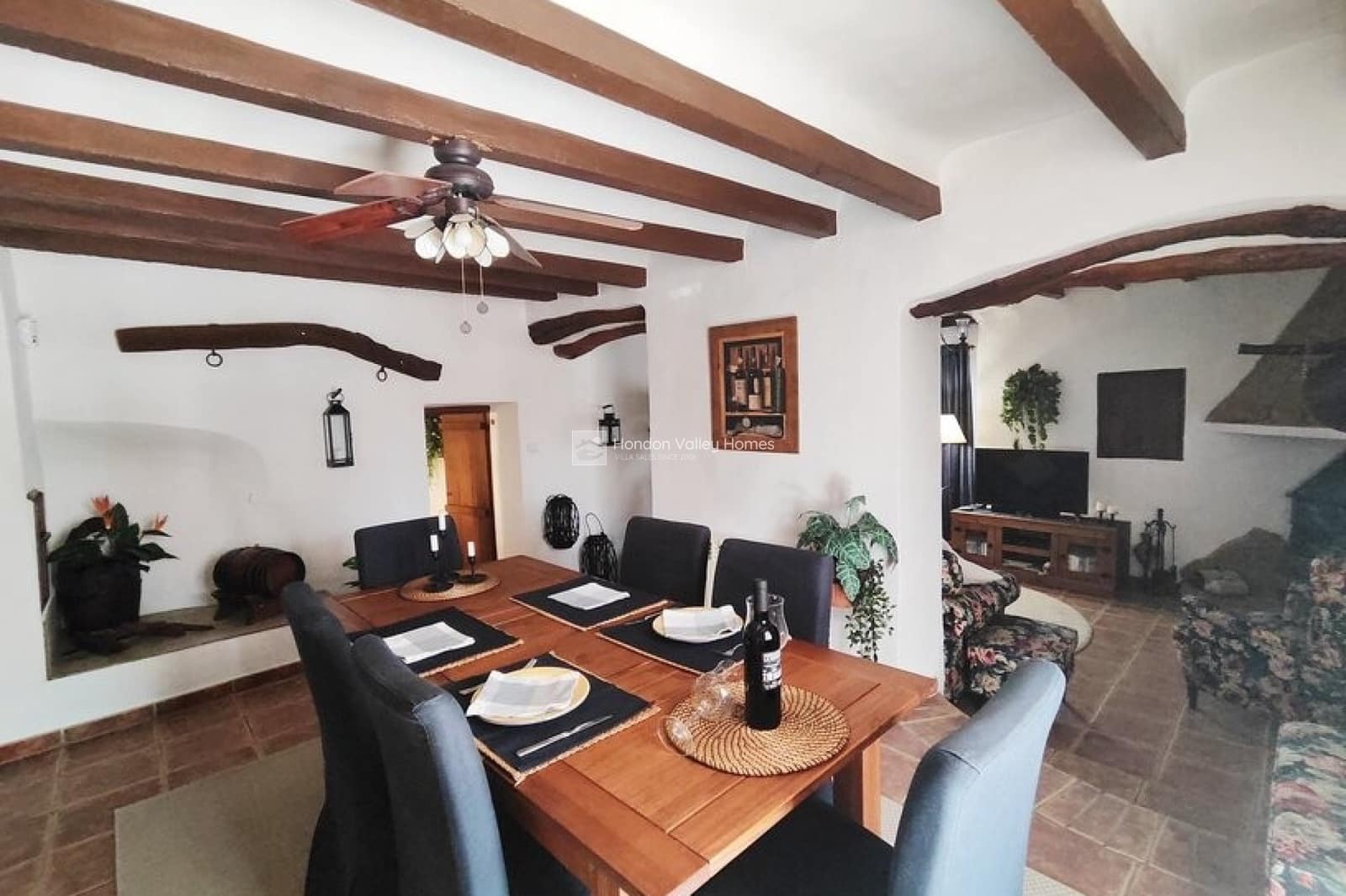 5 chambre Finca/Maison de Campagne à vendre à La Romana avec piscine garage - 575 000 € (Ref: 9676463)