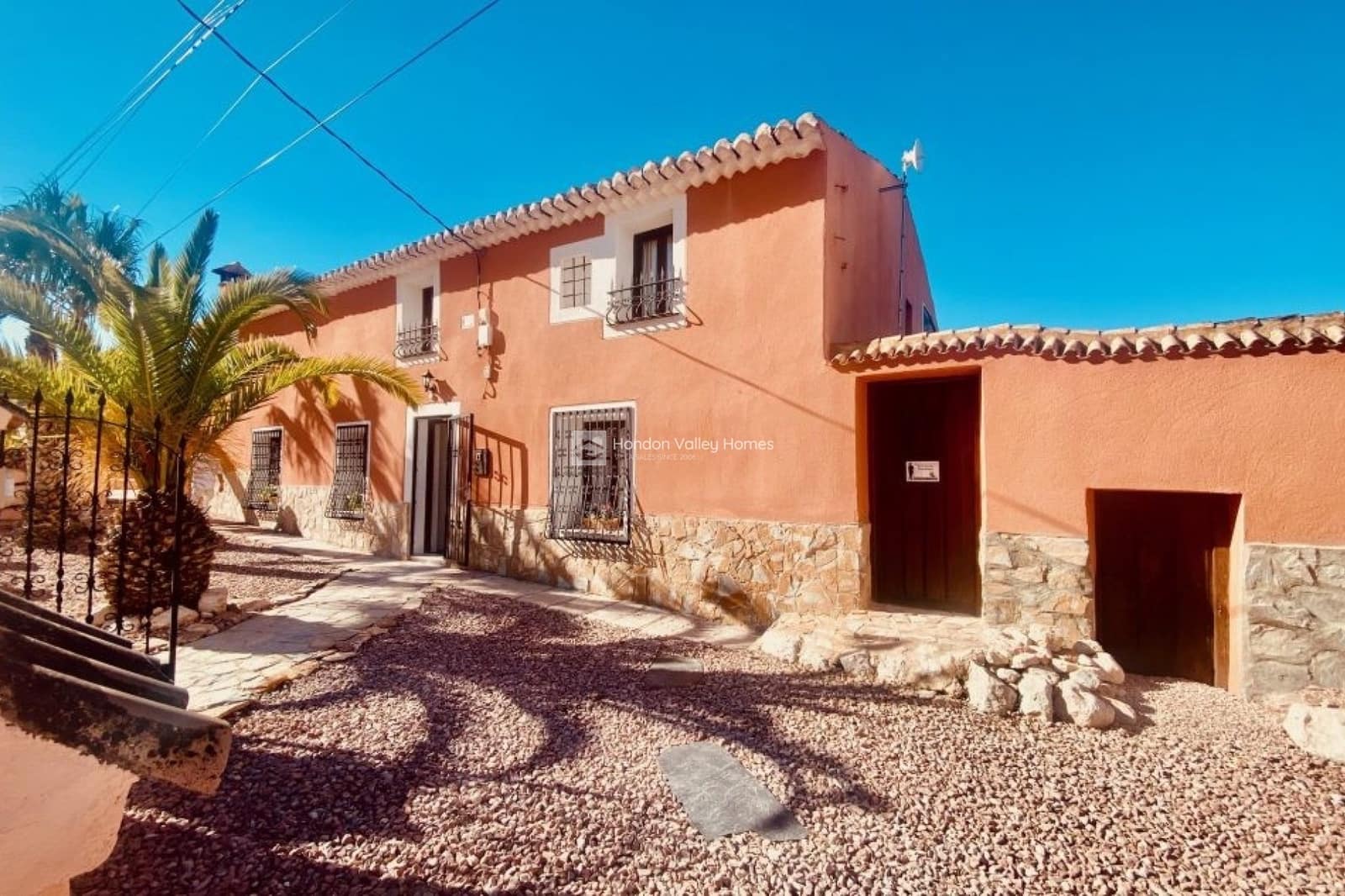 5 chambre Finca/Maison de Campagne à vendre à La Romana avec piscine garage - 575 000 € (Ref: 9676463)