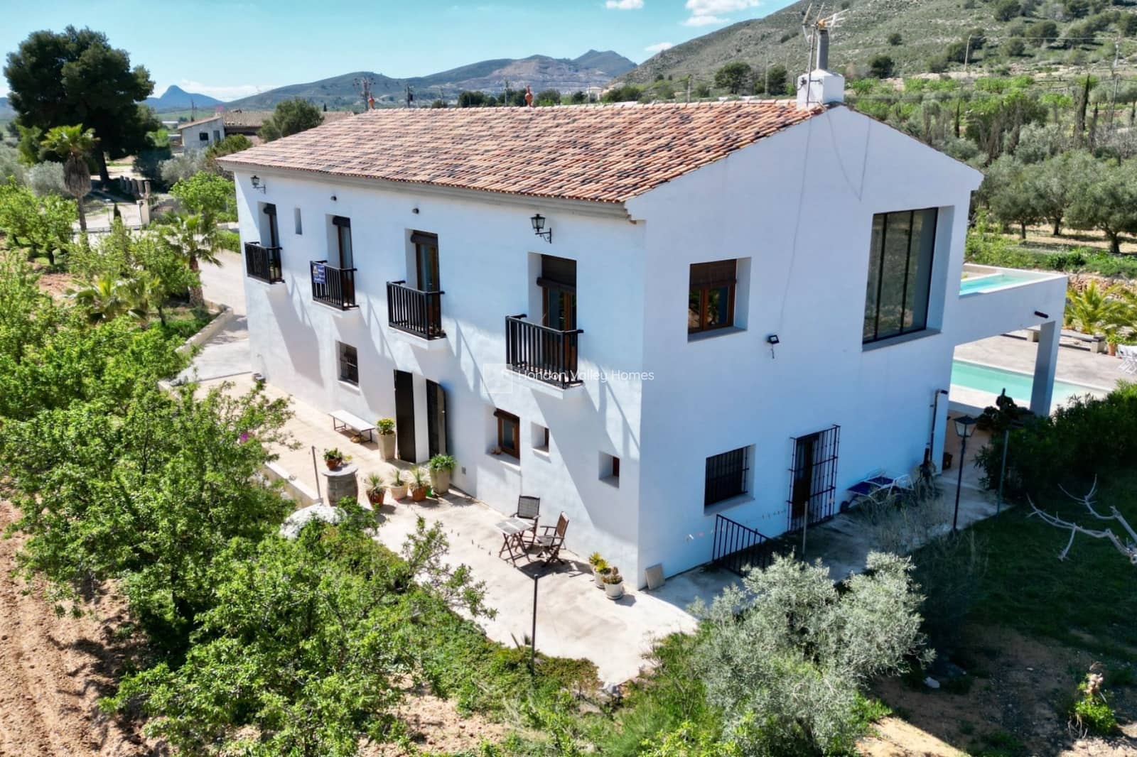 7 bedroom Villa for sale in Hondon de las Nieves with pool garage - € 725,000 (Ref: 9683297)