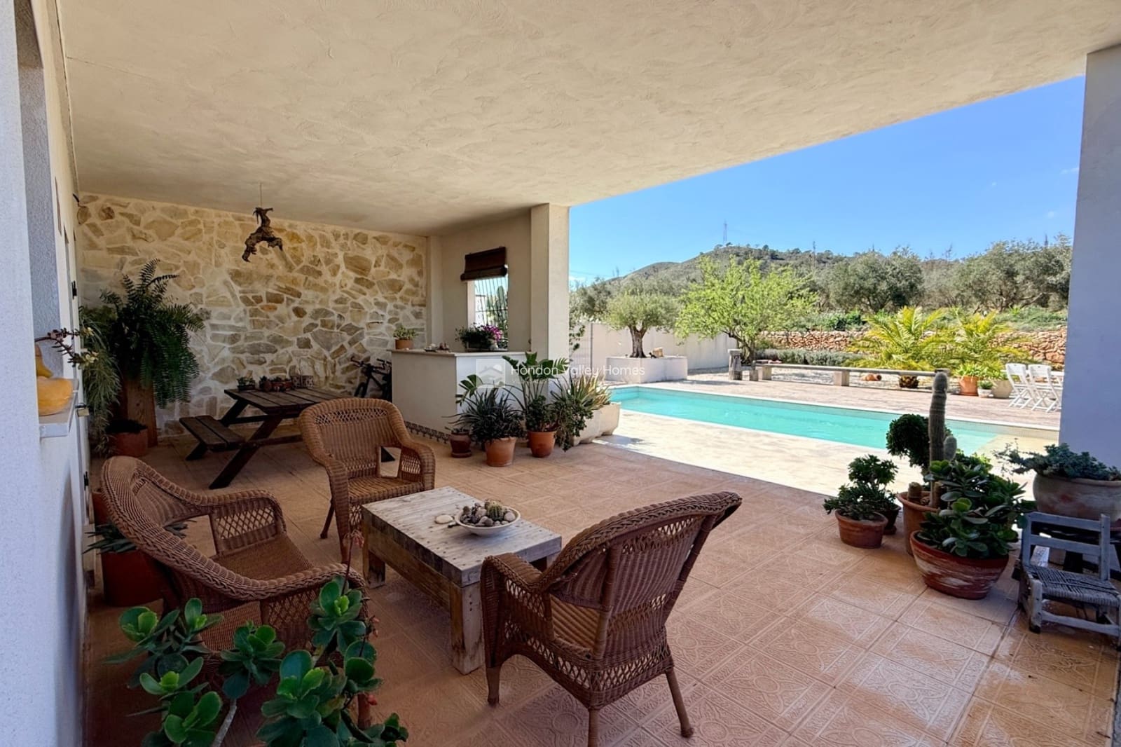 7 bedroom Villa for sale in Hondon de las Nieves with pool garage - € 725,000 (Ref: 9683297)