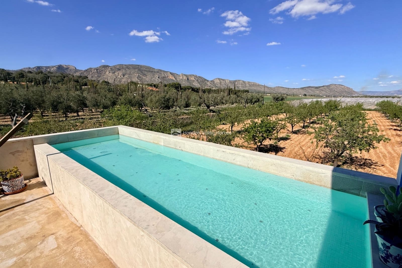 7 bedroom Villa for sale in Hondon de las Nieves with pool garage - € 725,000 (Ref: 9683297)