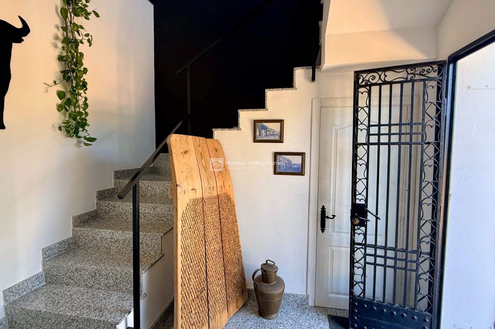 7 bedroom Villa for sale in Hondon de las Nieves with pool garage - € 725,000 (Ref: 9683297)