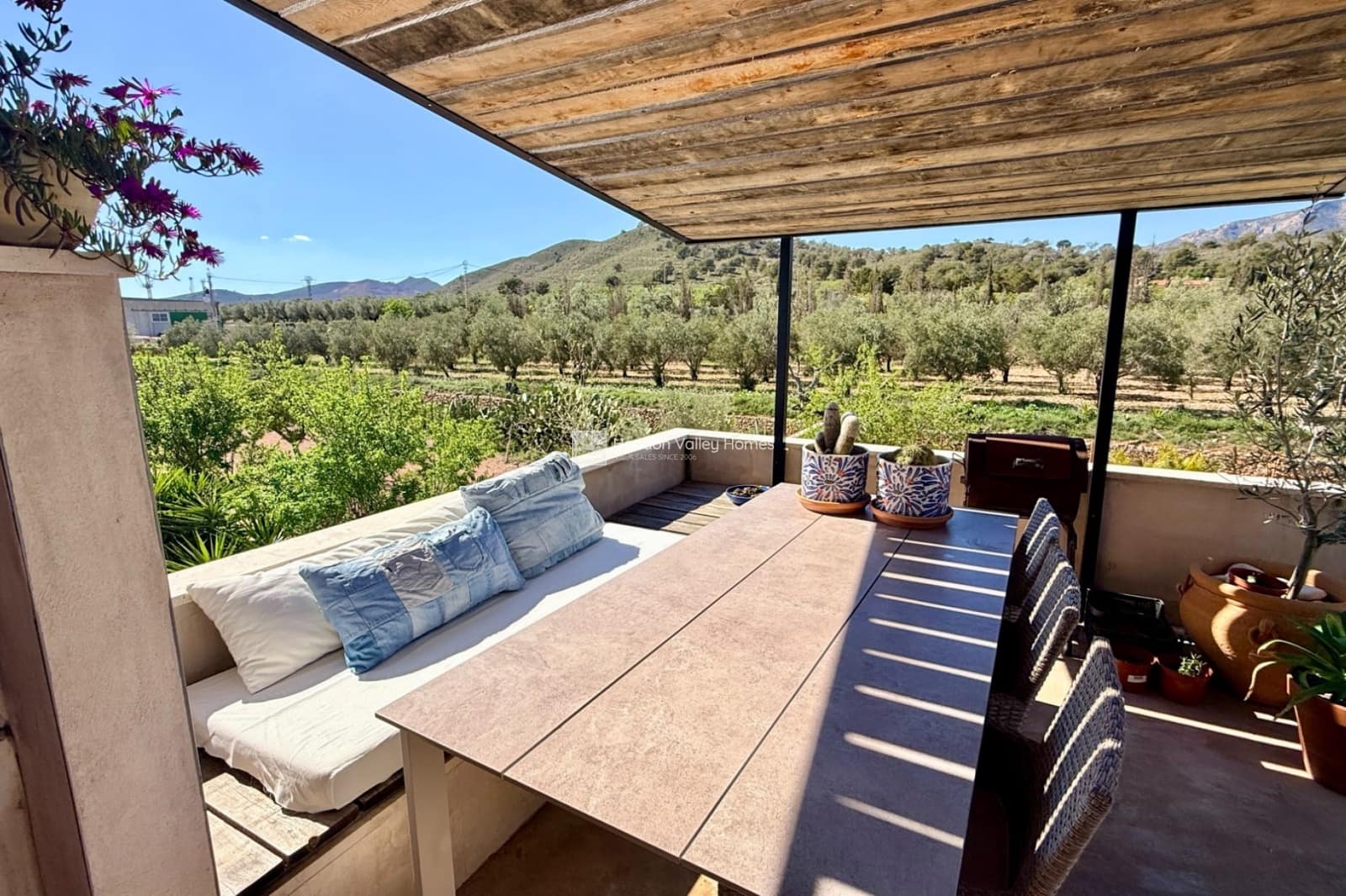 7 bedroom Villa for sale in Hondon de las Nieves with pool garage - € 725,000 (Ref: 9683297)