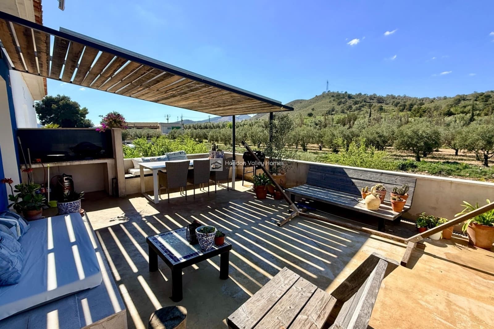 7 bedroom Villa for sale in Hondon de las Nieves with pool garage - € 725,000 (Ref: 9683297)