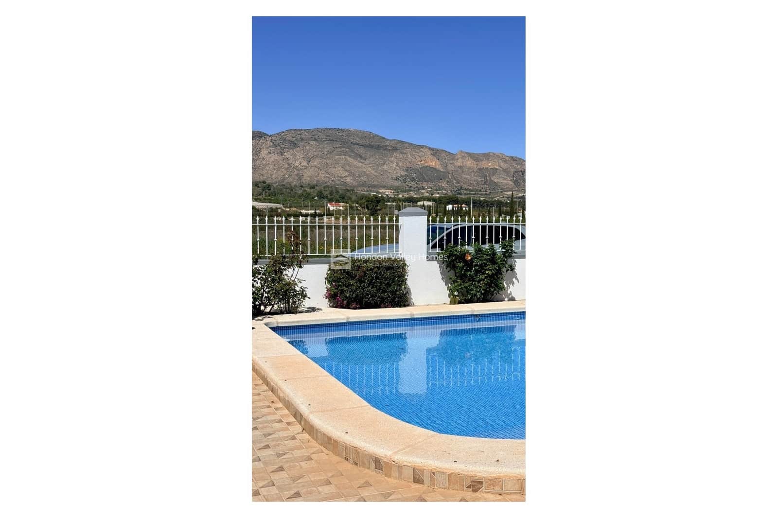 3 camera da letto Villa in vendita in Hondon de las Nieves con piscina - 270.000 € (Rif: 9736153)