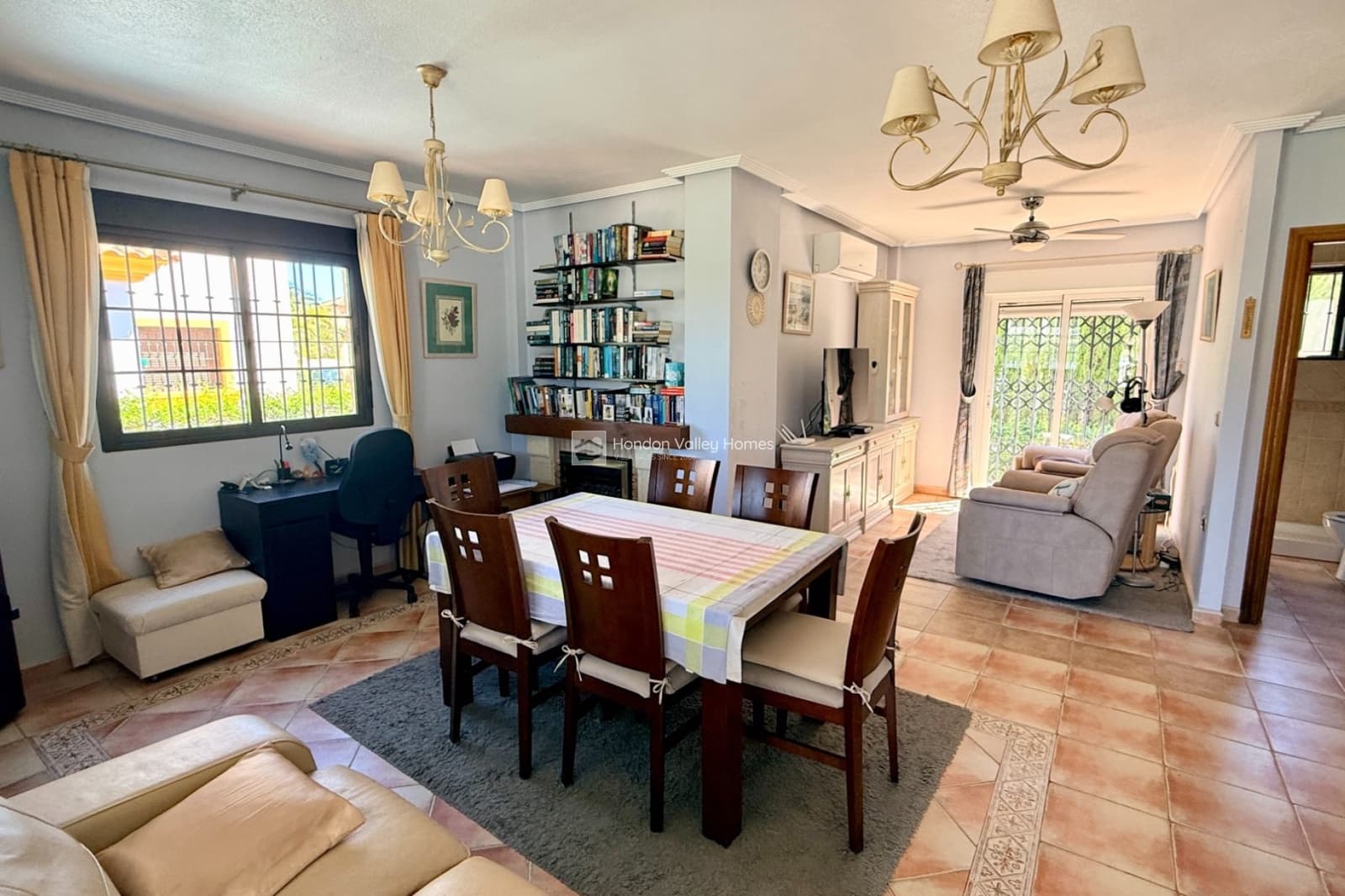 3 camera da letto Villa in vendita in Hondon de las Nieves con piscina - 270.000 € (Rif: 9736153)