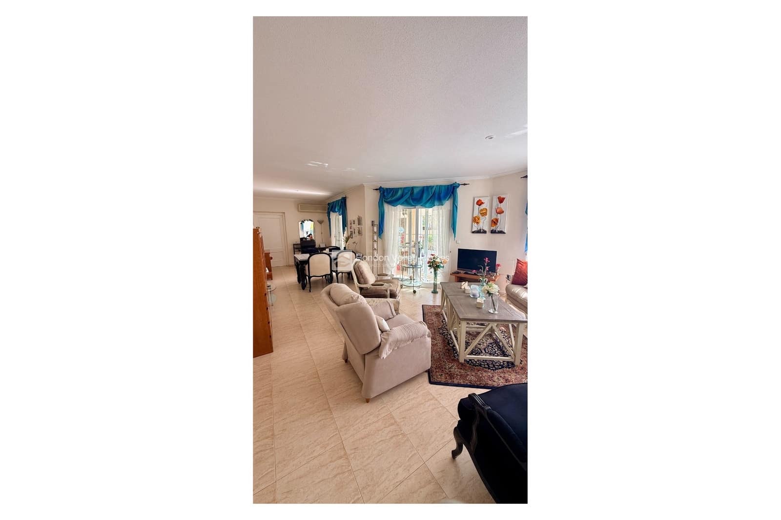 Chalet de 2 habitaciones en Hondón de las Nieves en venta con piscina - 299.950 € (Ref: 9758662)