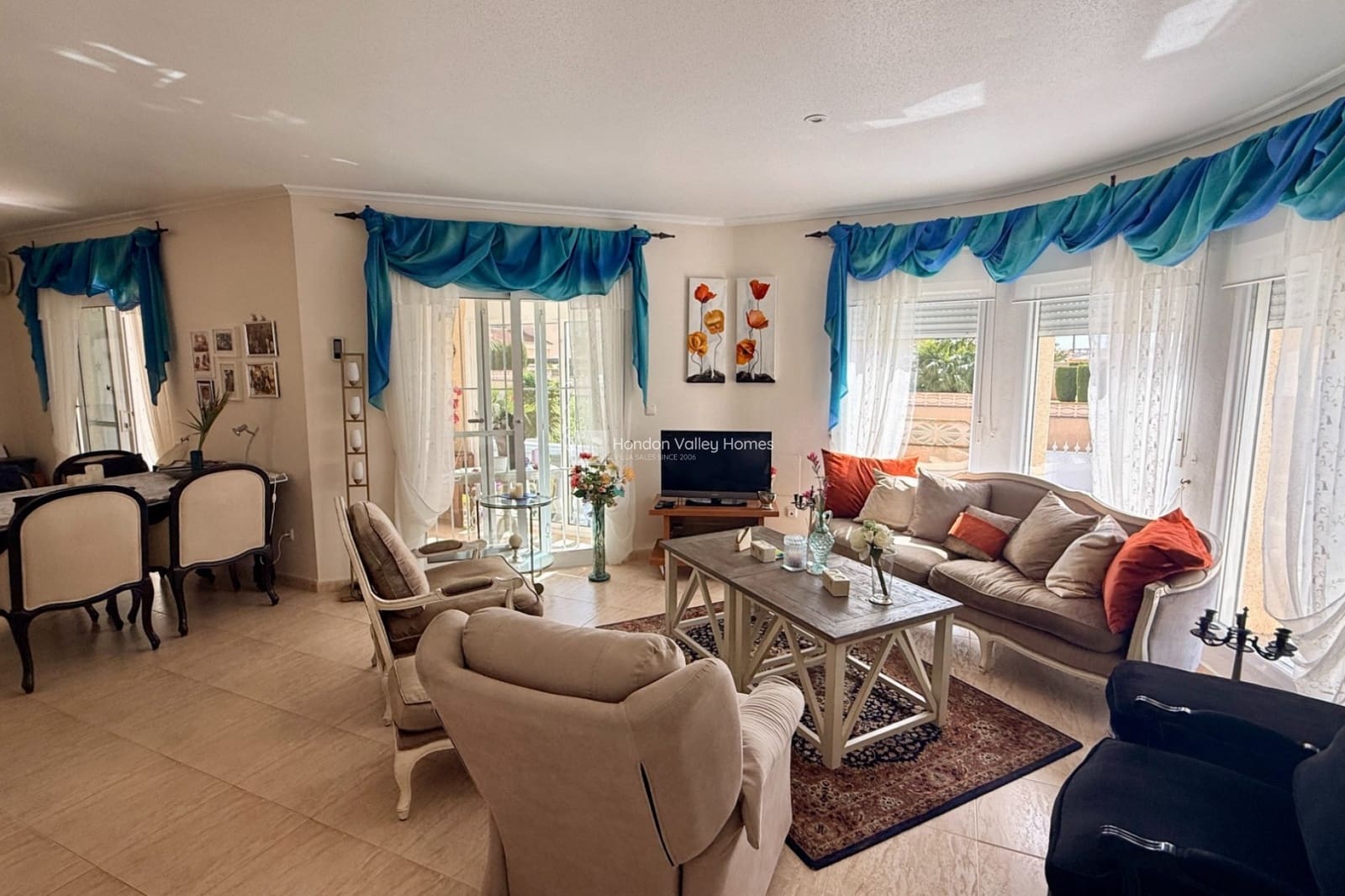 Chalet de 2 habitaciones en Hondón de las Nieves en venta con piscina - 299.950 € (Ref: 9758662)