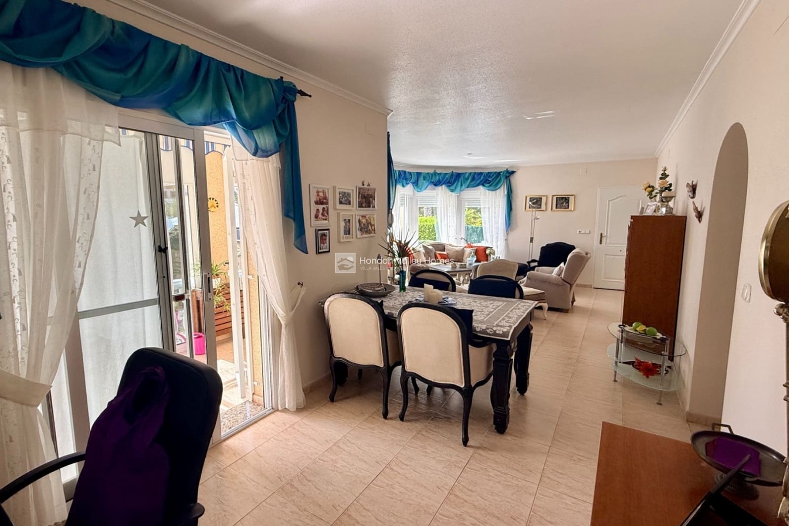 Chalet de 2 habitaciones en Hondón de las Nieves en venta con piscina - 299.950 € (Ref: 9758662)