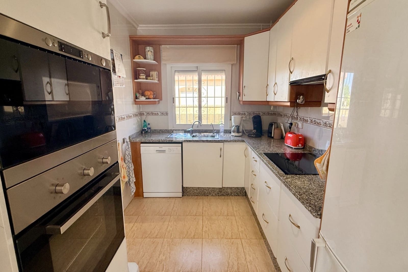 Chalet de 2 habitaciones en Hondón de las Nieves en venta con piscina - 299.950 € (Ref: 9758662)