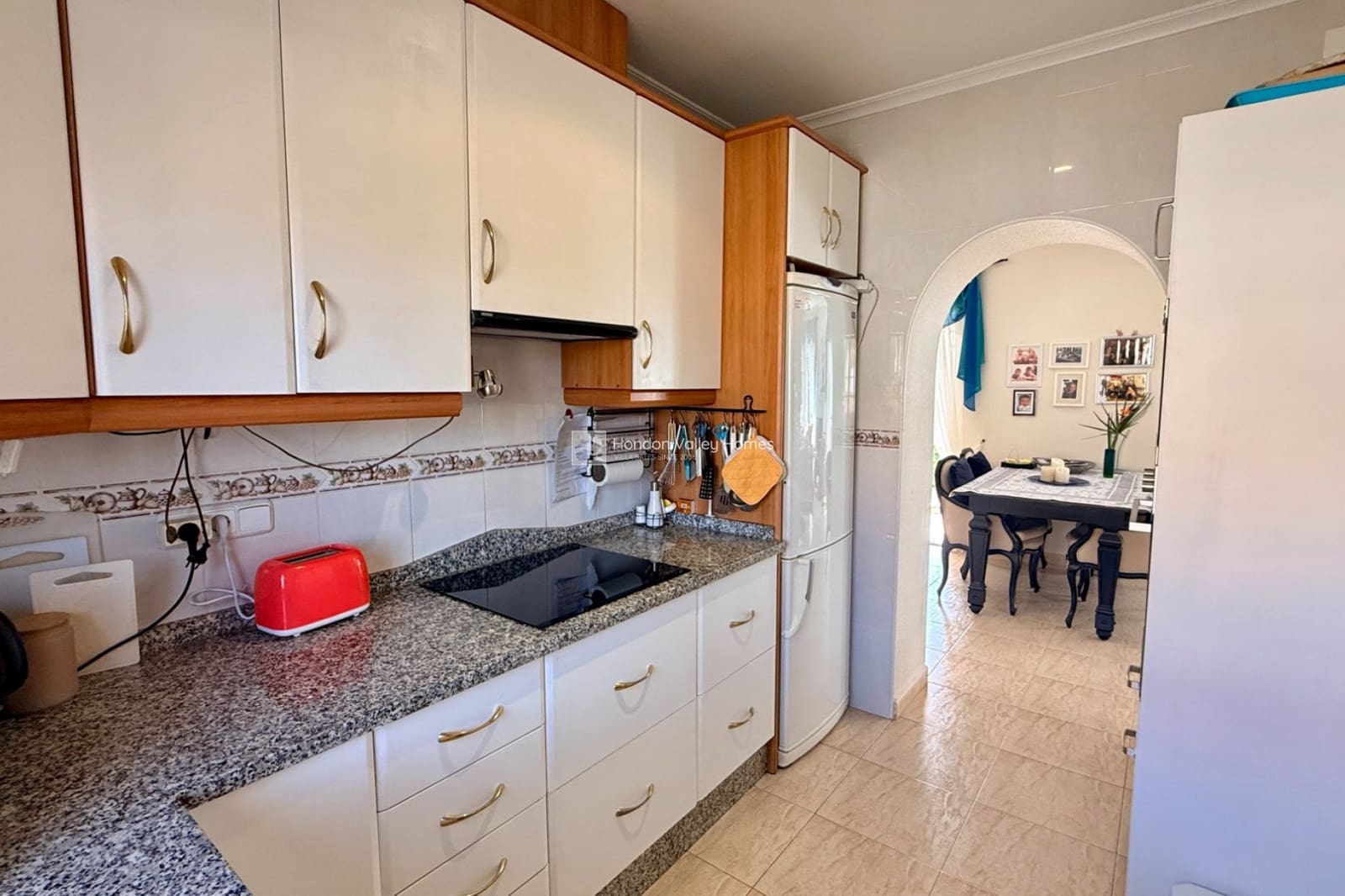 Chalet de 2 habitaciones en Hondón de las Nieves en venta con piscina - 299.950 € (Ref: 9758662)