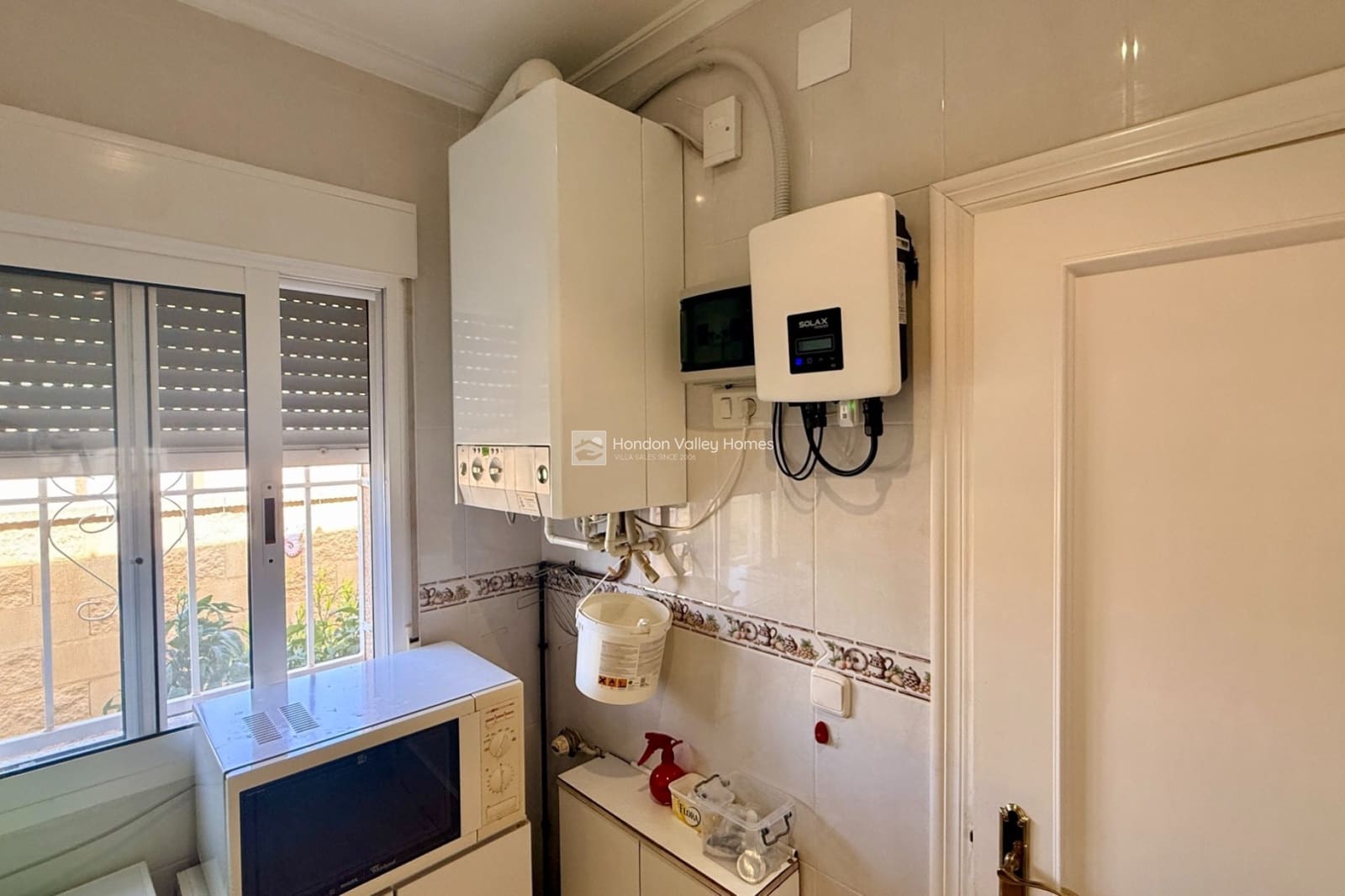 Chalet de 2 habitaciones en Hondón de las Nieves en venta con piscina - 299.950 € (Ref: 9758662)