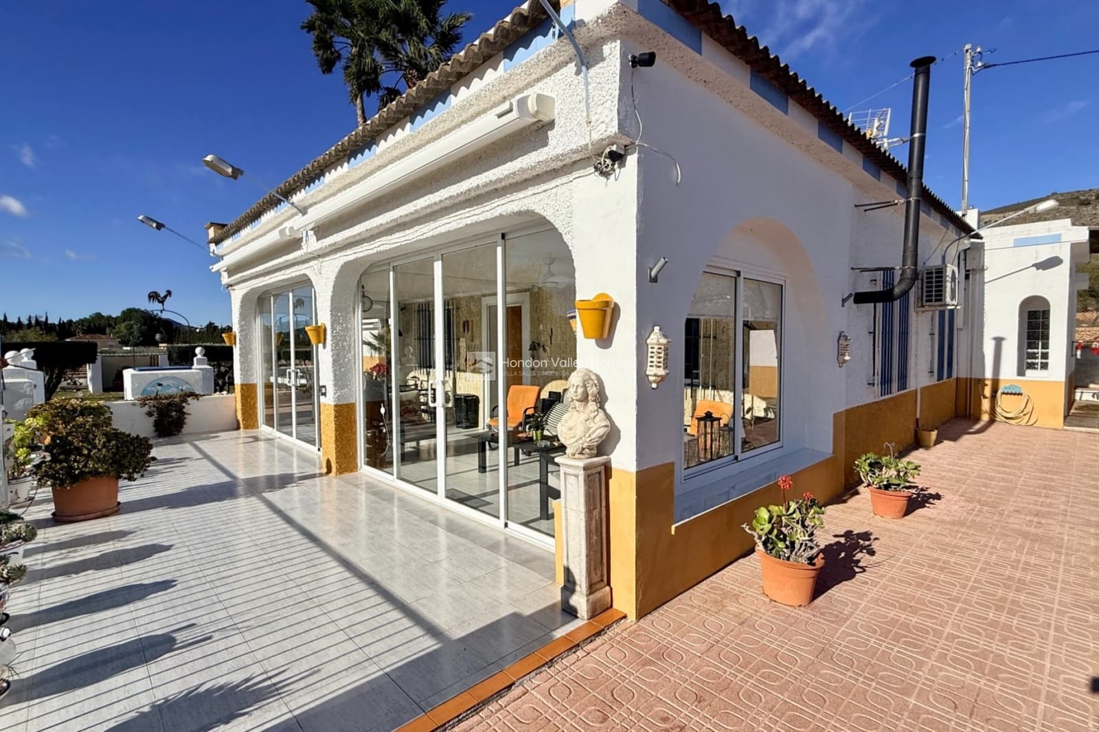 3 camera da letto Villa in vendita in Hondon de las Nieves con piscina garage - 298.000 € (Rif: 9793476)