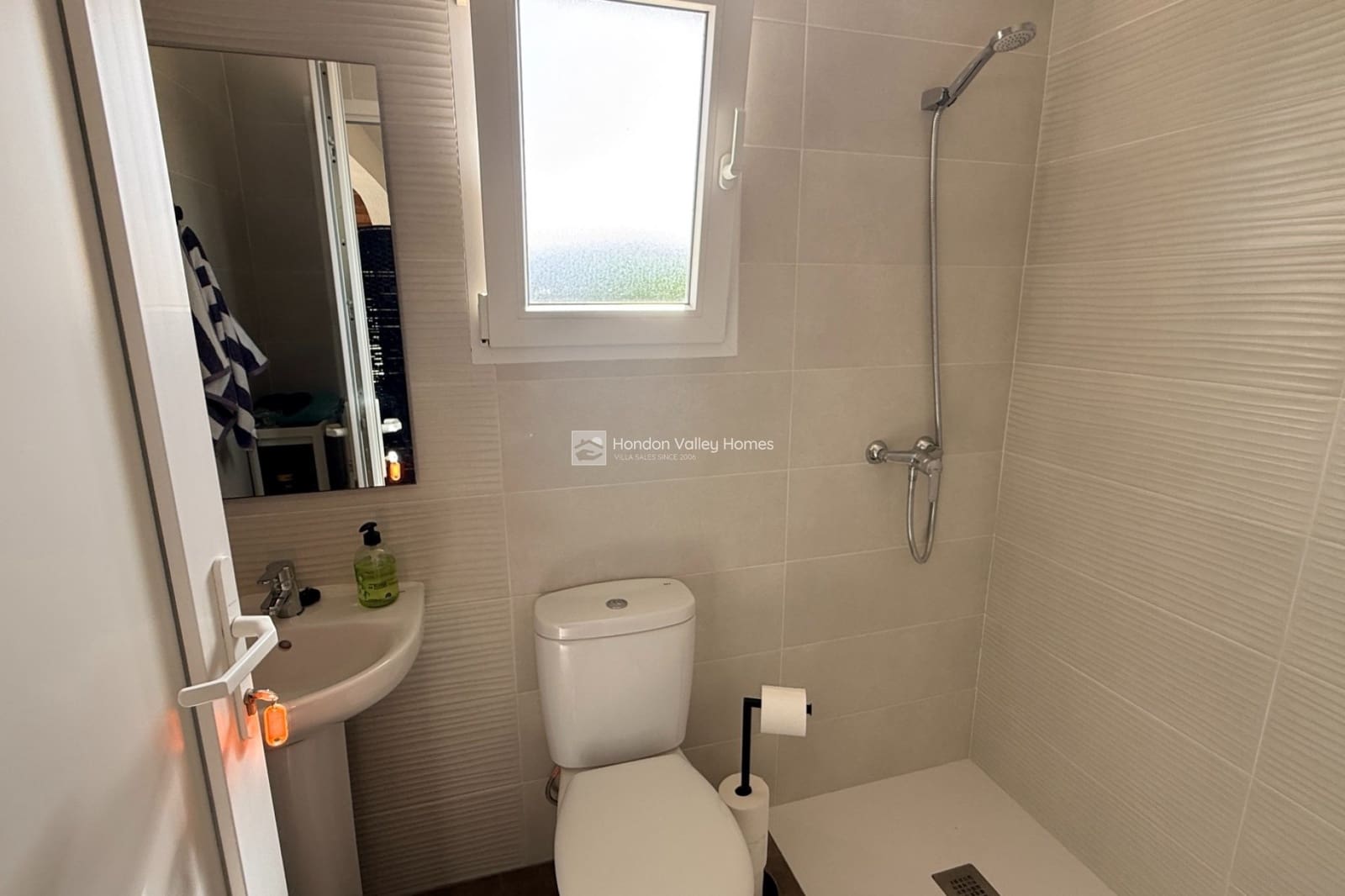 4 sypialnia Willa na sprzedaż w Pinoso z basenem garażem - 649 950 € (Ref: 9798380)