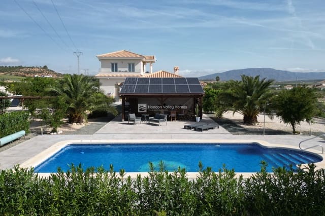 4 Zimmer Villa zu verkaufen in Pinoso mit Pool Garage - 649.950 € (Ref: 9798380)