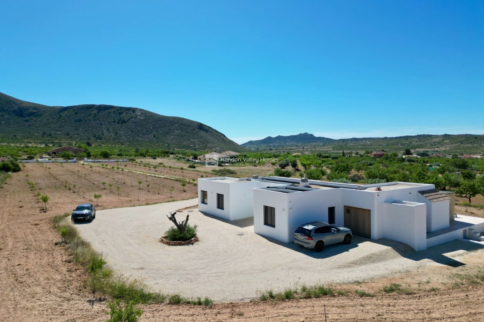 3 soveværelse Villa til salg i Barbarroja med swimmingpool garage - € 499.950 (Ref: 9828025)