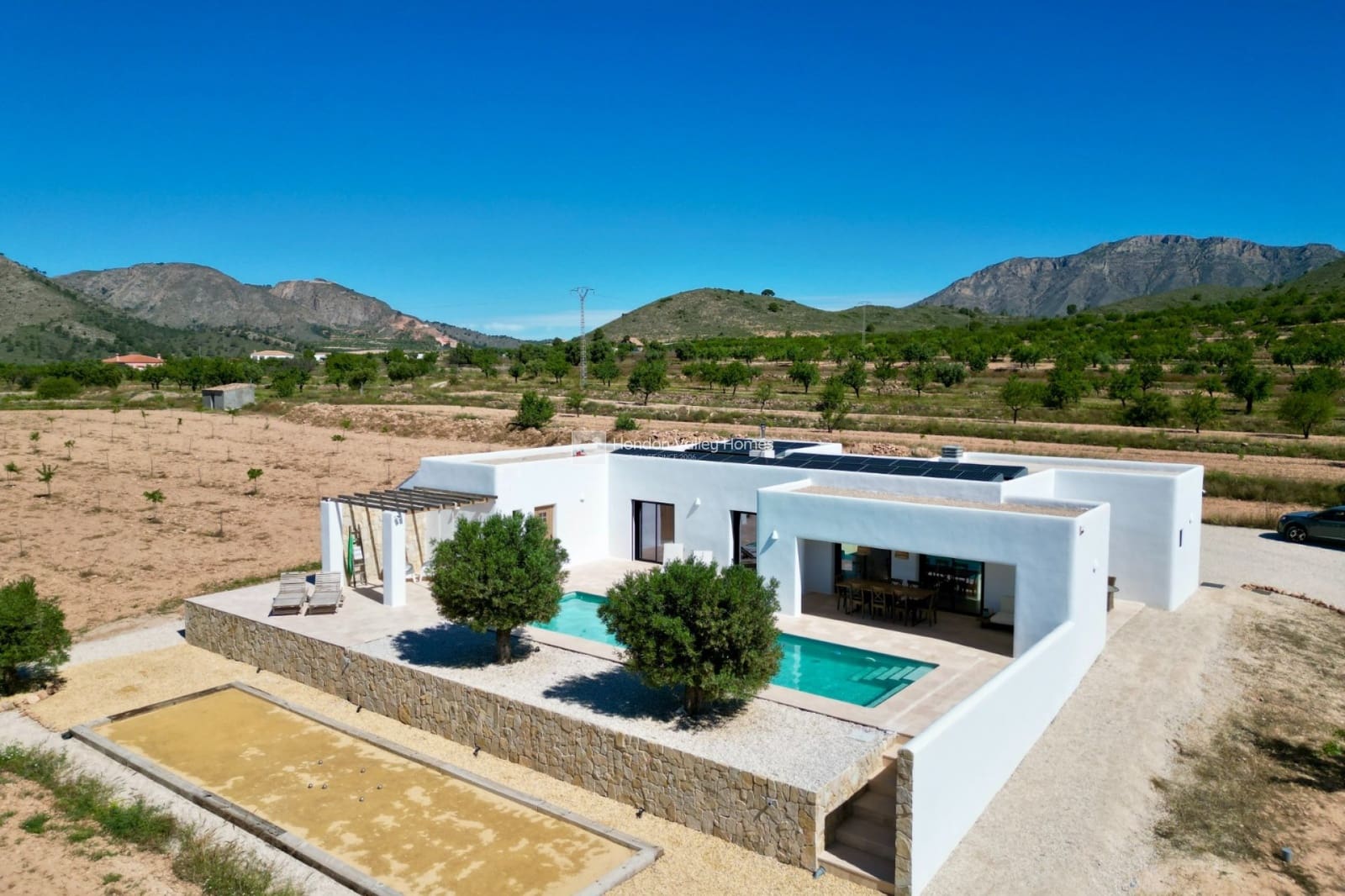 3 soveværelse Villa til salg i Barbarroja med swimmingpool garage - € 499.950 (Ref: 9828025)