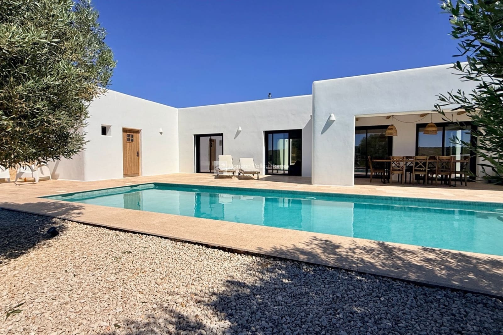 3 soveværelse Villa til salg i Barbarroja med swimmingpool garage - € 499.950 (Ref: 9828025)