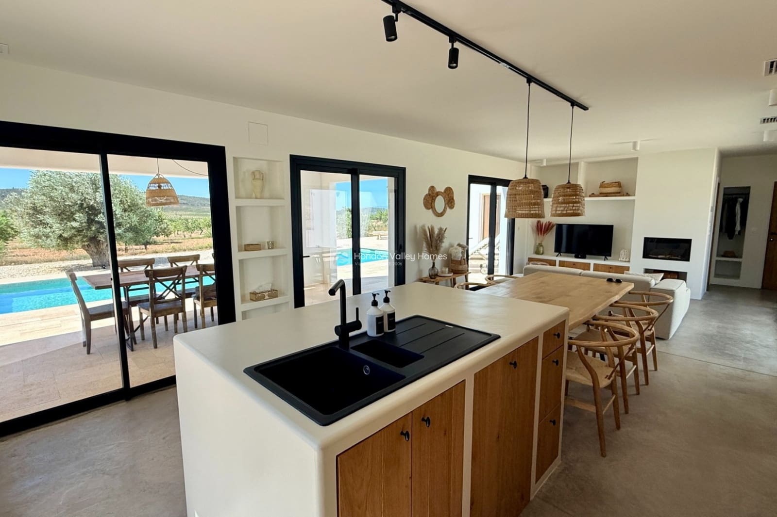 3 soveværelse Villa til salg i Barbarroja med swimmingpool garage - € 499.950 (Ref: 9828025)