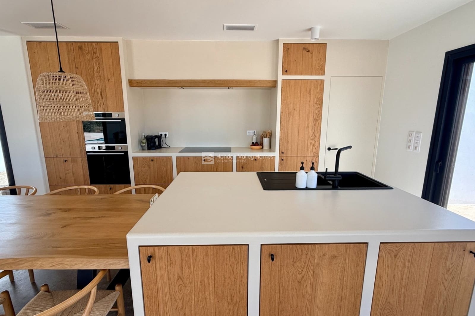3 soveværelse Villa til salg i Barbarroja med swimmingpool garage - € 499.950 (Ref: 9828025)