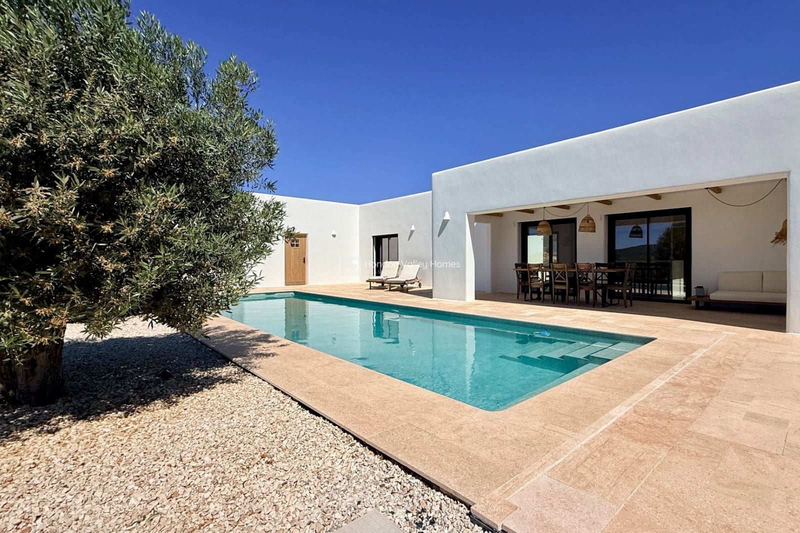 3 soveværelse Villa til salg i Barbarroja med swimmingpool garage - € 499.950 (Ref: 9828025)
