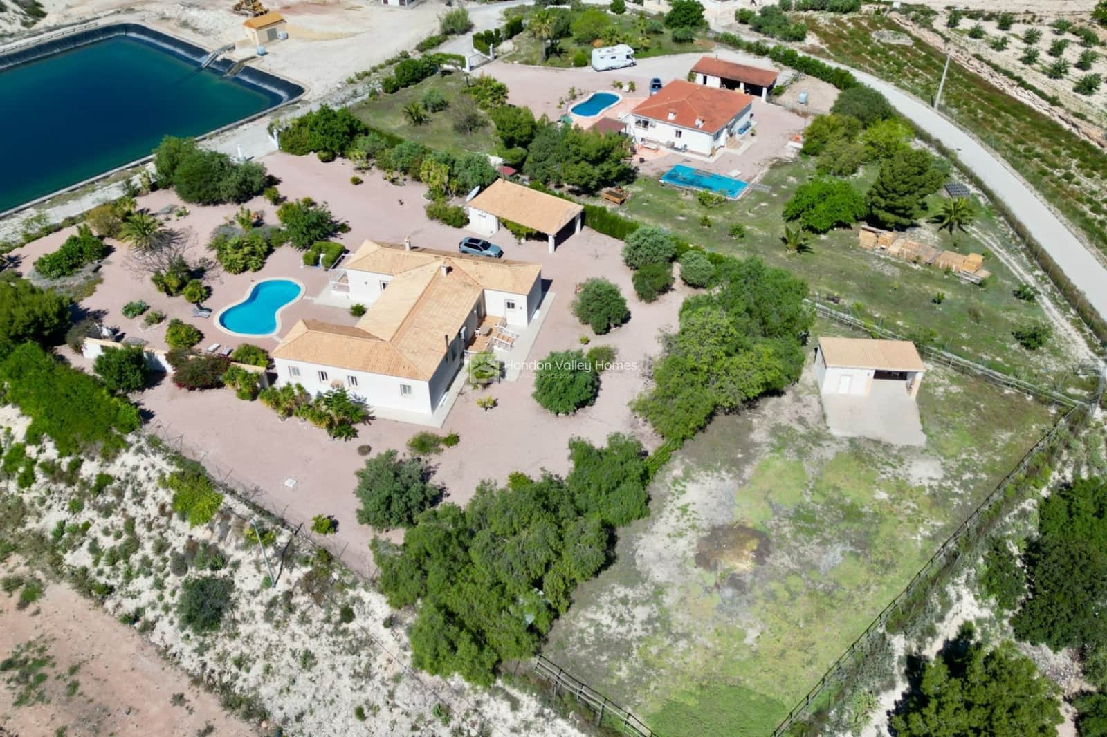 4 Zimmer Villa zu verkaufen in La Romana mit Pool Garage - 495.000 € (Ref: 9860999)