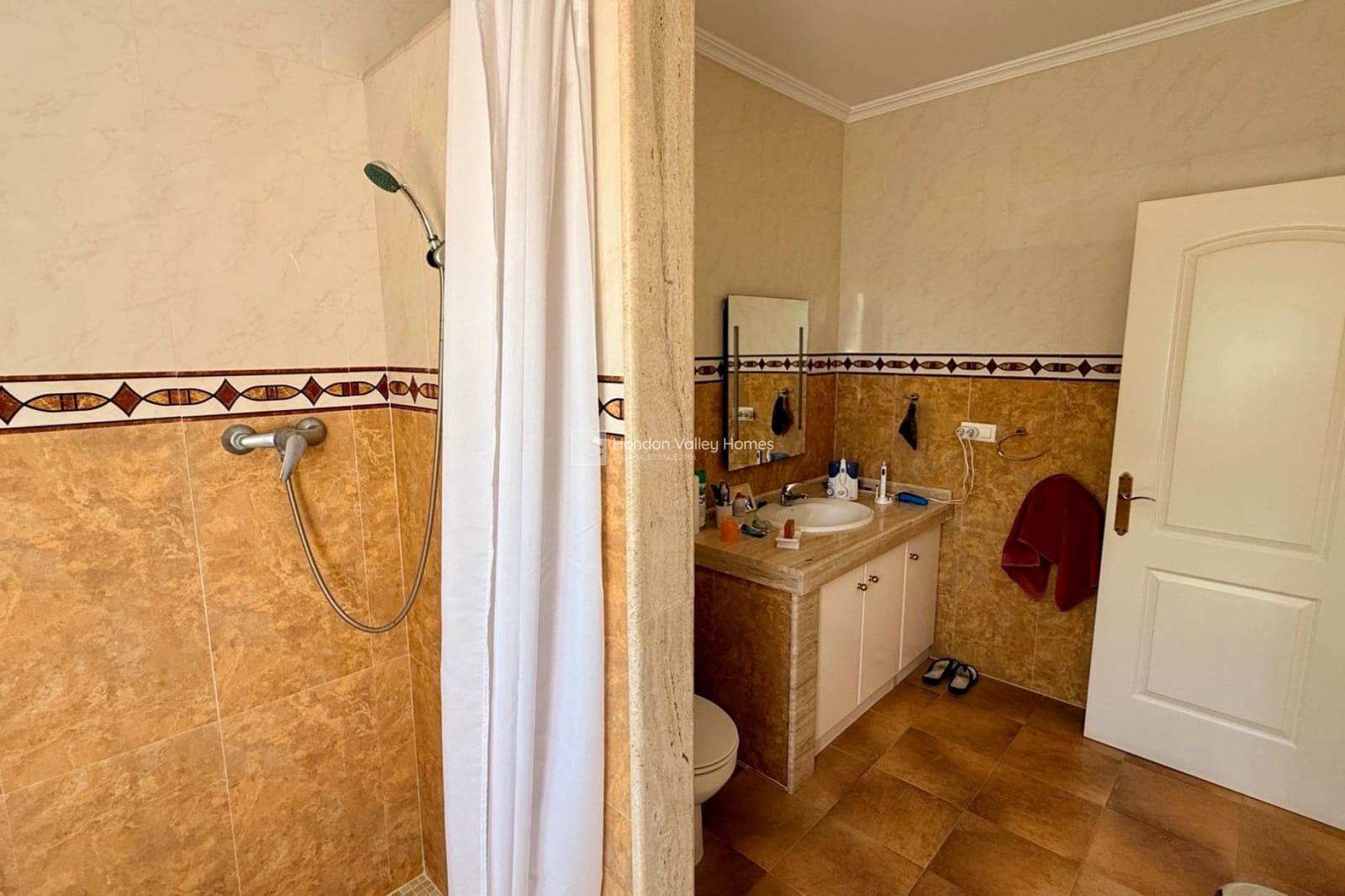 4 Zimmer Villa zu verkaufen in La Romana mit Pool Garage - 495.000 € (Ref: 9860999)