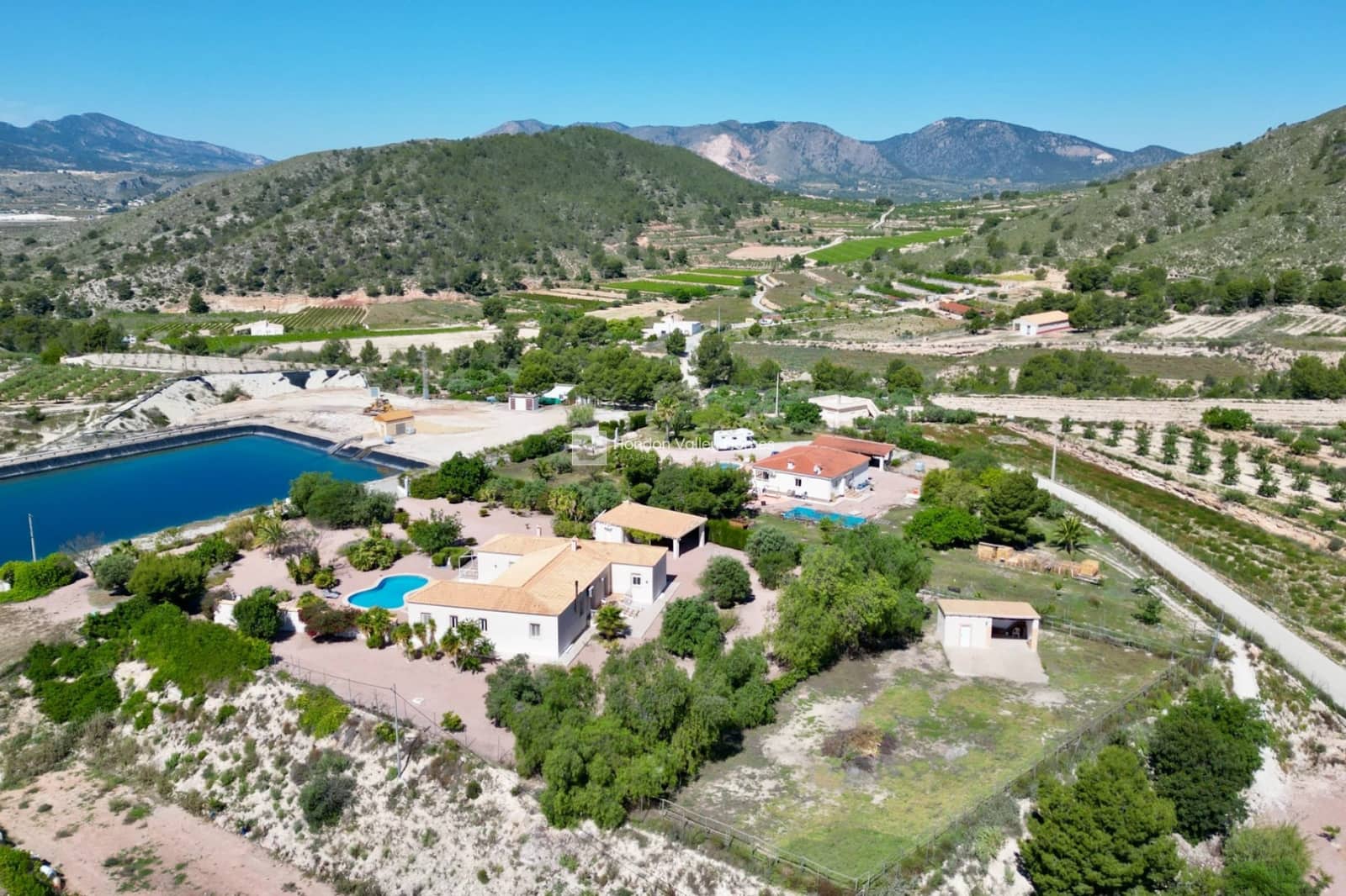 4 Zimmer Villa zu verkaufen in La Romana mit Pool Garage - 495.000 € (Ref: 9860999)
