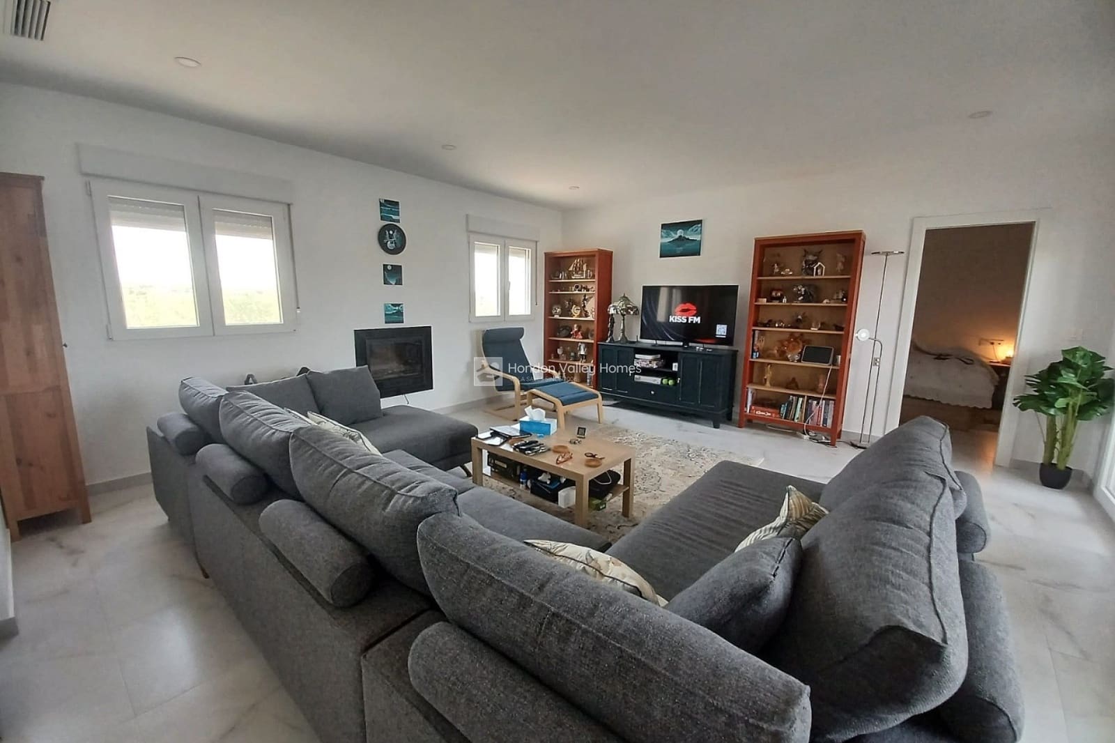 6 bedroom Villa for sale in Pinoso with pool garage - € 649,995 (Ref: 9869661)