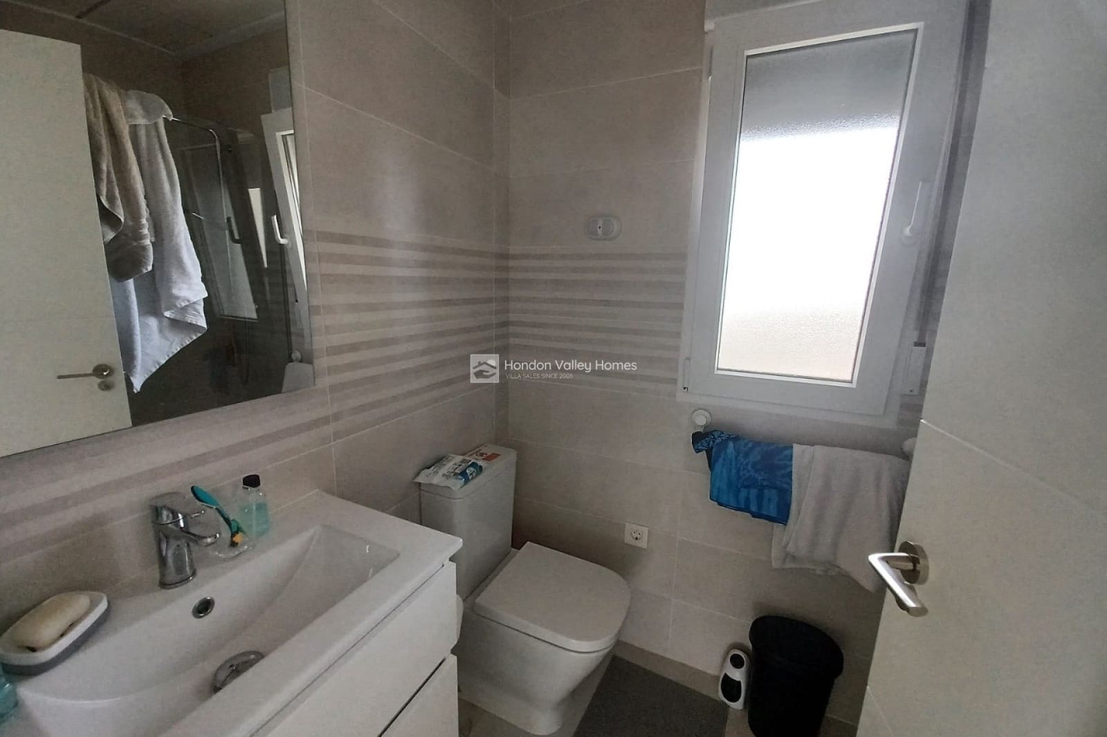6 bedroom Villa for sale in Pinoso with pool garage - € 649,995 (Ref: 9869661)