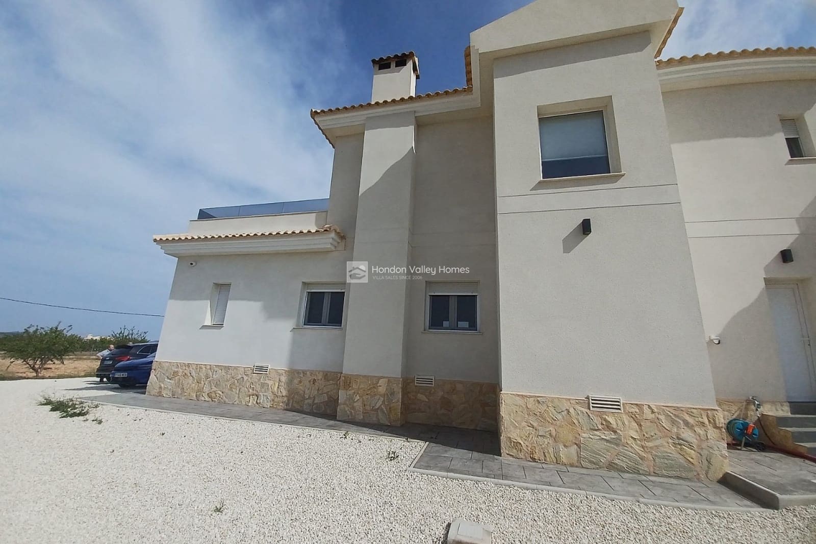 6 bedroom Villa for sale in Pinoso with pool garage - € 649,995 (Ref: 9869661)