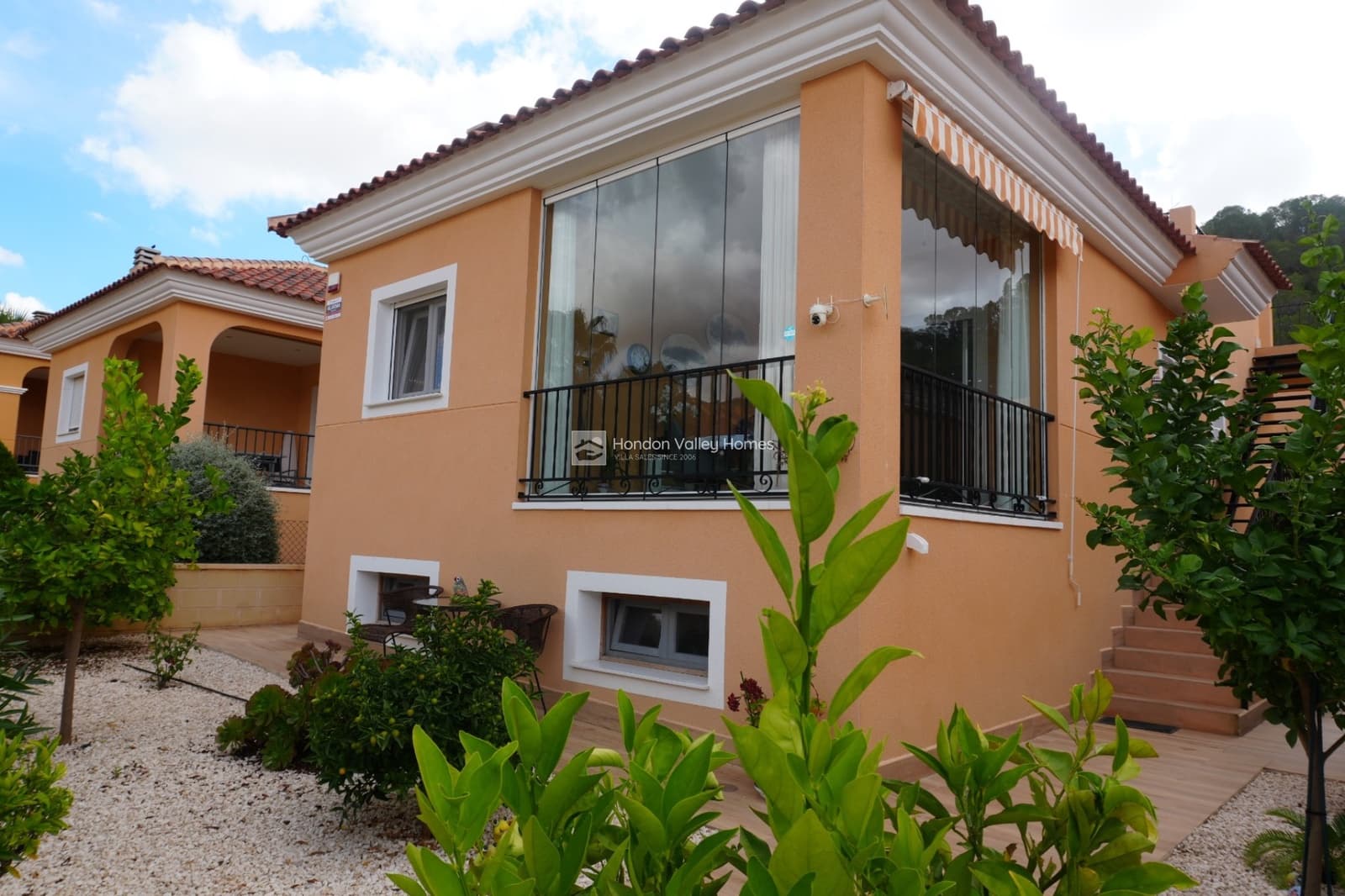 2 chambre Villa/Maison à vendre à La Romana avec piscine - 246 000 € (Ref: 9869662)