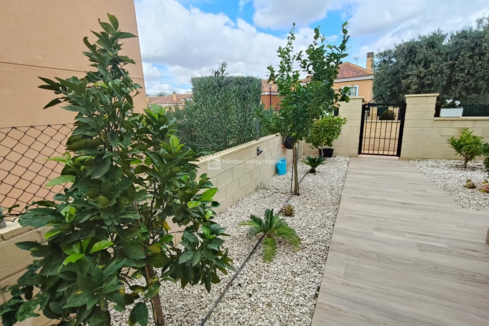 2 chambre Villa/Maison à vendre à La Romana avec piscine - 246 000 € (Ref: 9869662)