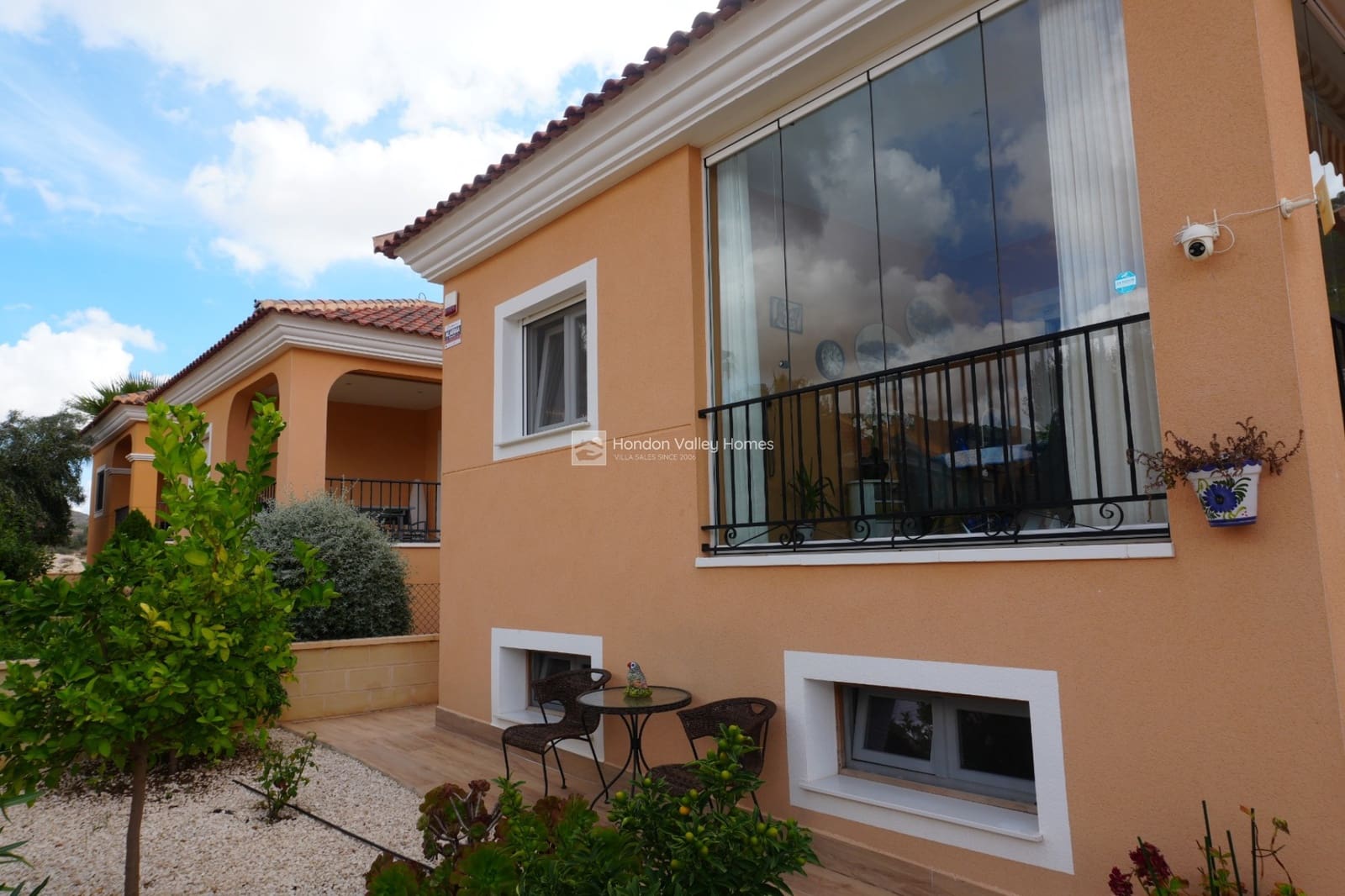 2 chambre Villa/Maison à vendre à La Romana avec piscine - 246 000 € (Ref: 9869662)