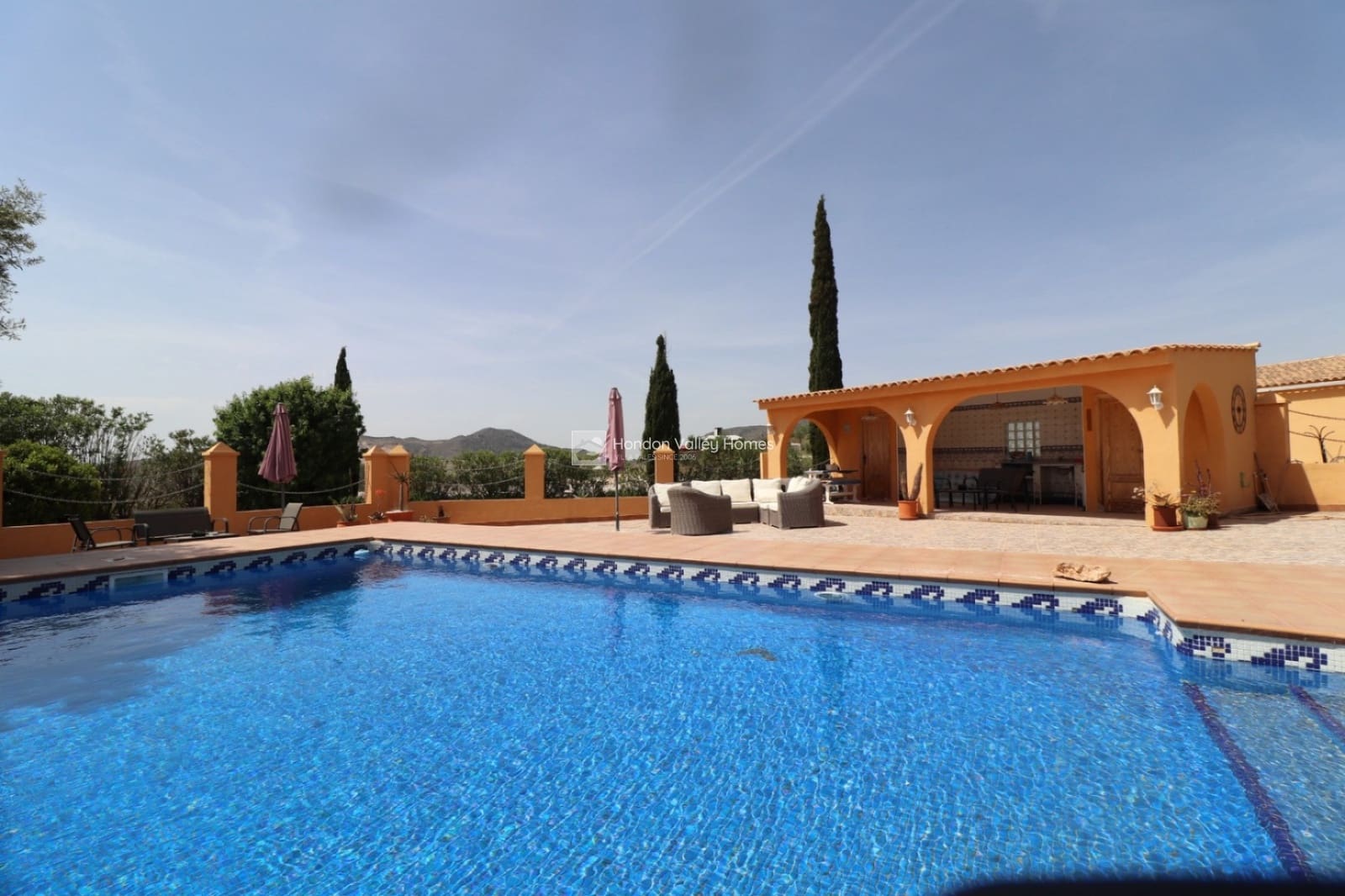 5 soveværelse Finca/Landehus til salg i Hondon de las Nieves med swimmingpool garage - € 399.950 (Ref: 9890962)