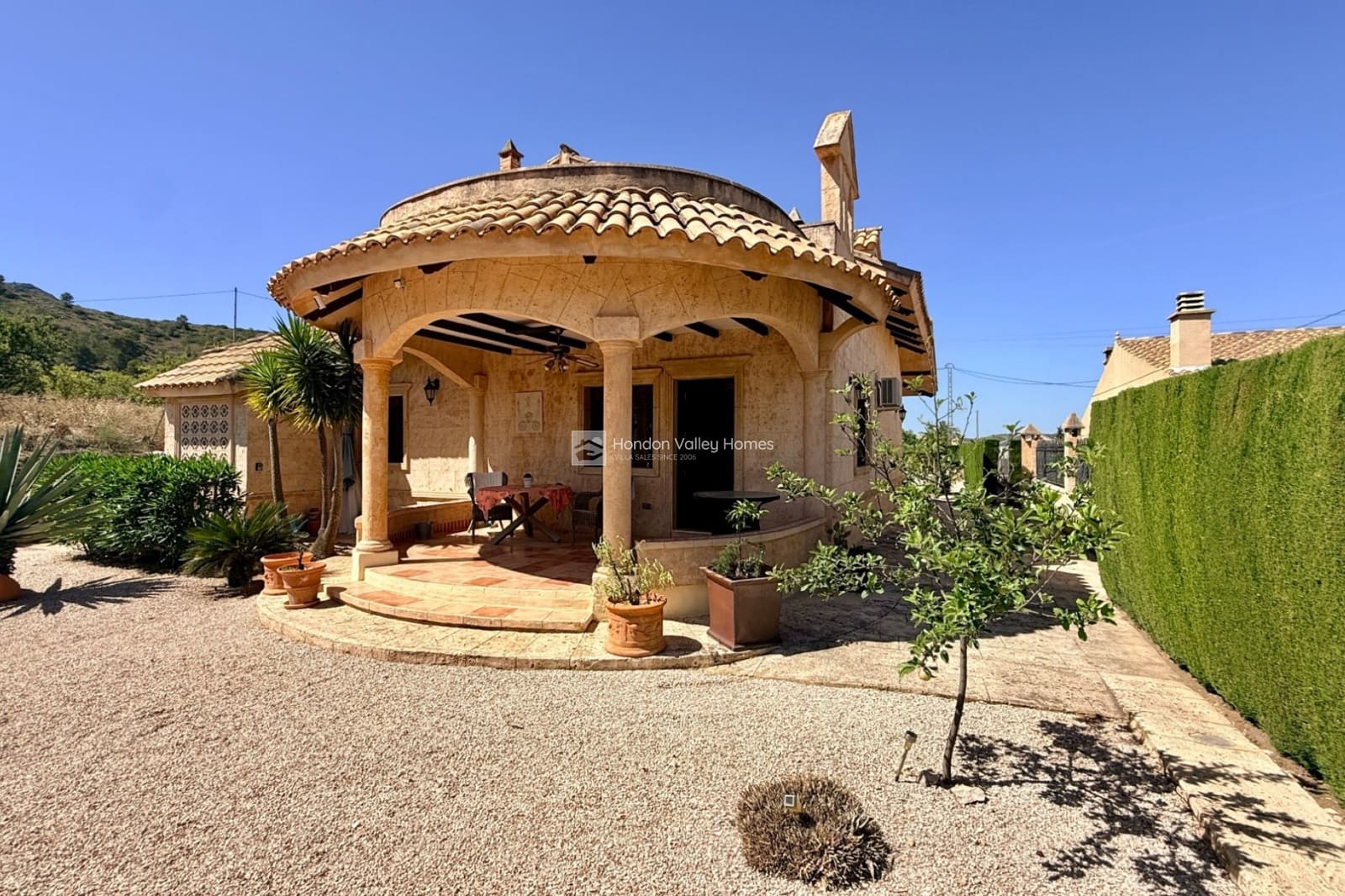 4 soveværelse Villa til salg i Hondon de los Frailes med swimmingpool - € 374.950 (Ref: 9906627)
