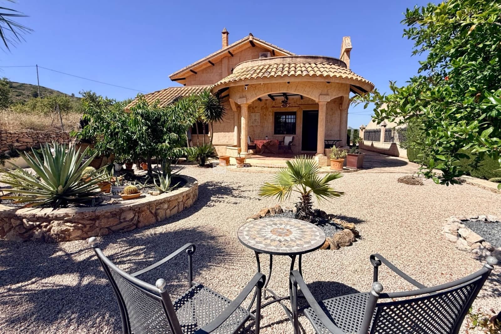 4 soveværelse Villa til salg i Hondon de los Frailes med swimmingpool - € 374.950 (Ref: 9906627)