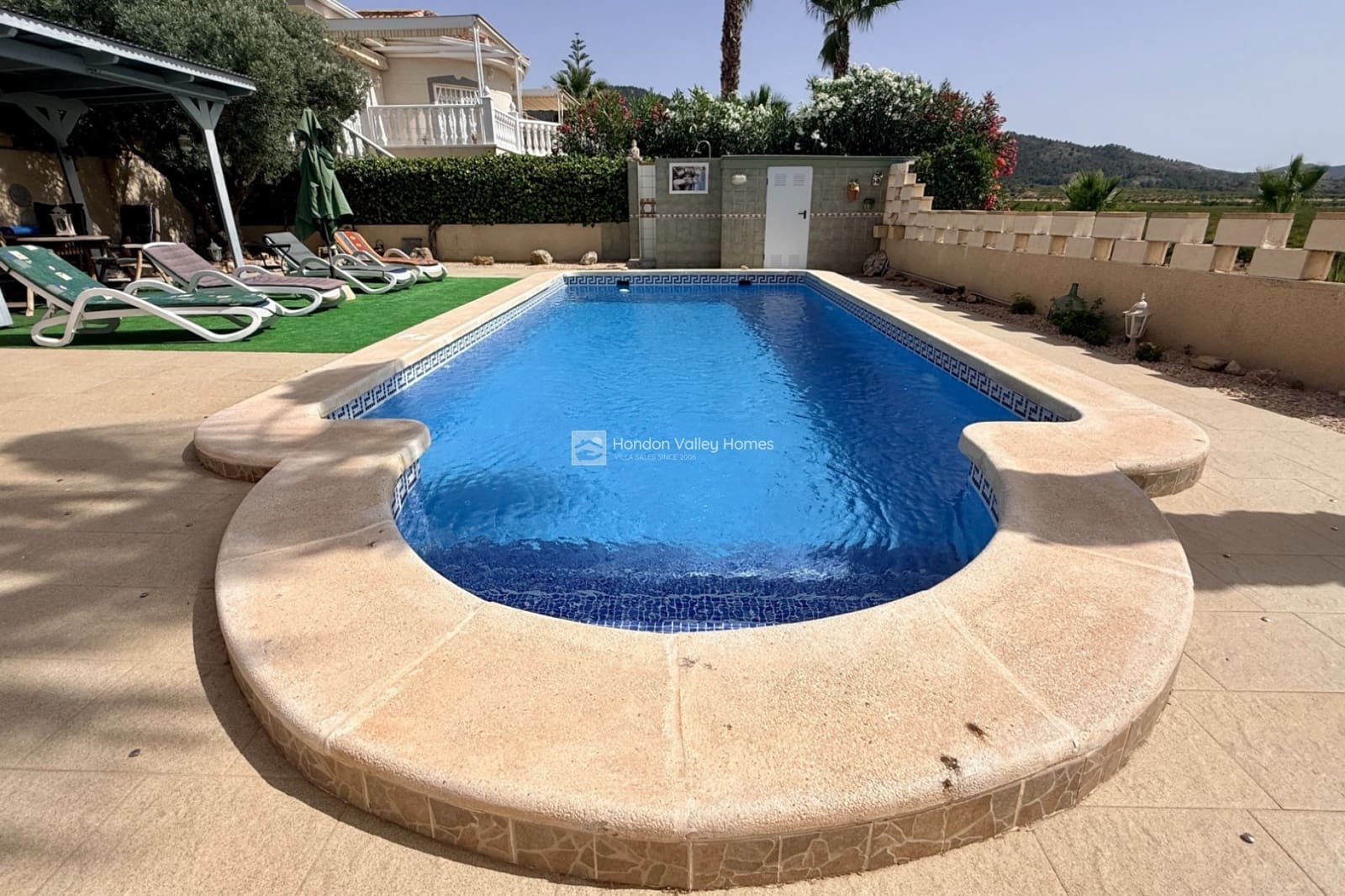 7 quarto Moradia para venda em Hondon de las Nieves com piscina garagem - 399 950 € (Ref: 9916373)