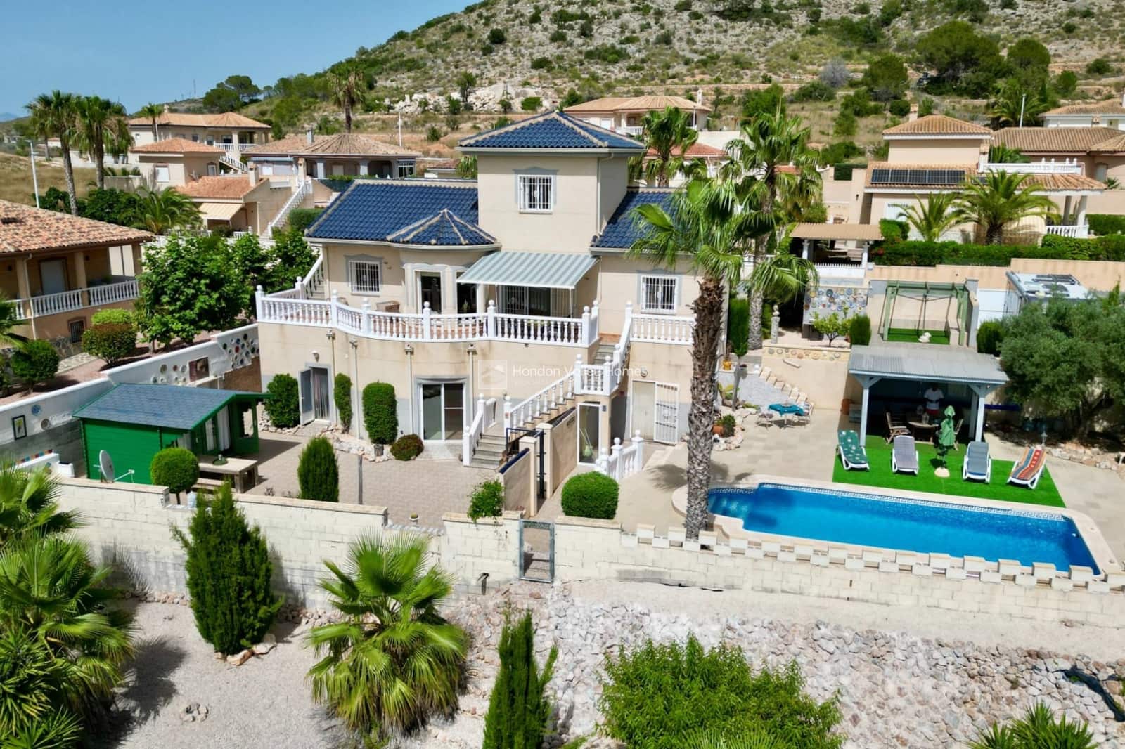 7 quarto Moradia para venda em Hondon de las Nieves com piscina garagem - 399 950 € (Ref: 9916373)