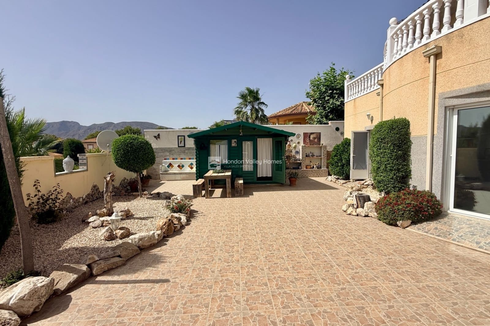 7 quarto Moradia para venda em Hondon de las Nieves com piscina garagem - 399 950 € (Ref: 9916373)
