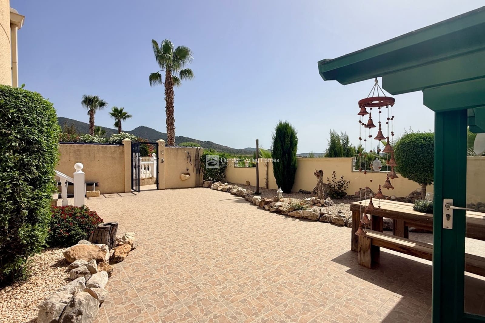 7 quarto Moradia para venda em Hondon de las Nieves com piscina garagem - 399 950 € (Ref: 9916373)