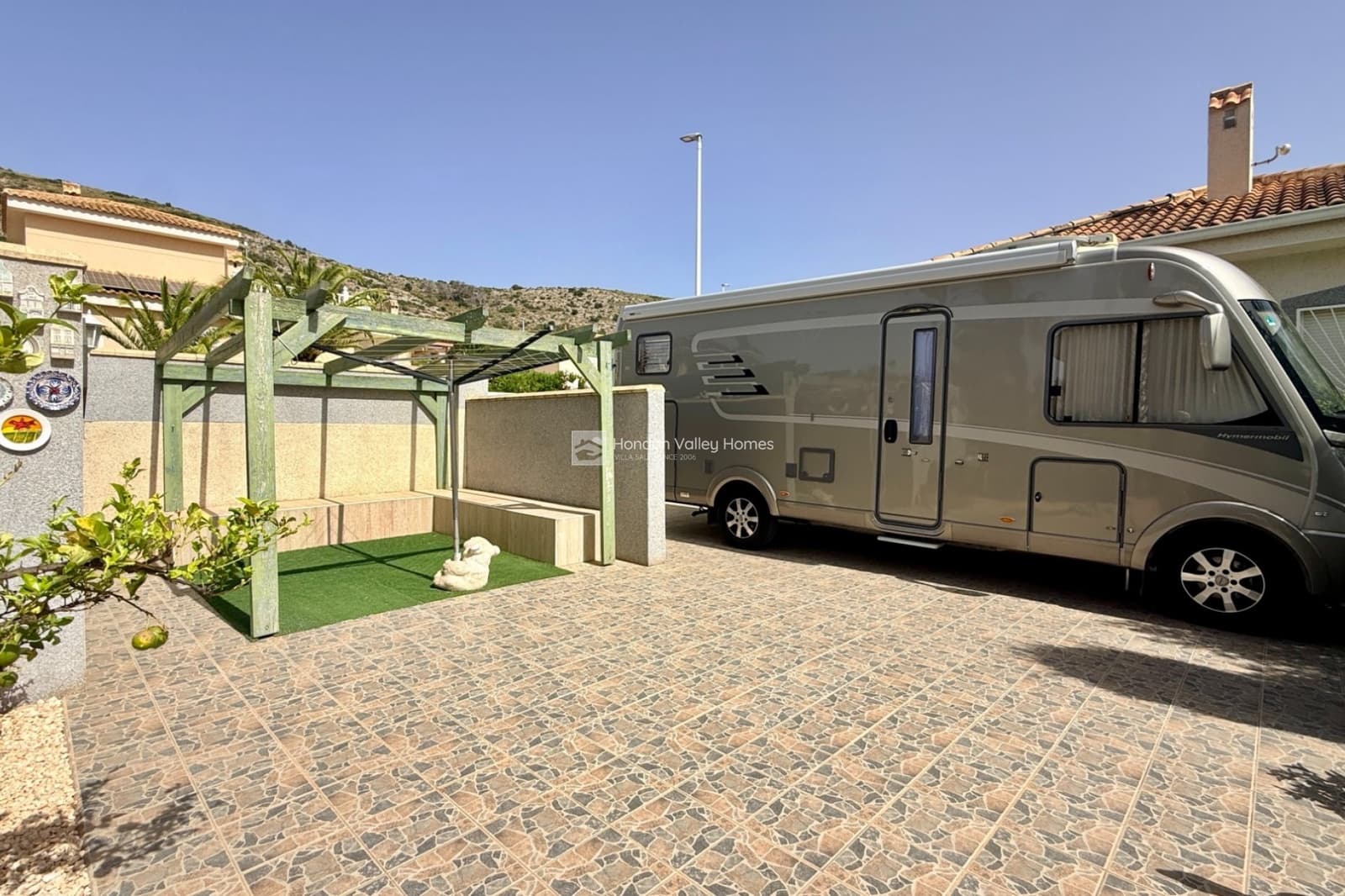 7 quarto Moradia para venda em Hondon de las Nieves com piscina garagem - 399 950 € (Ref: 9916373)